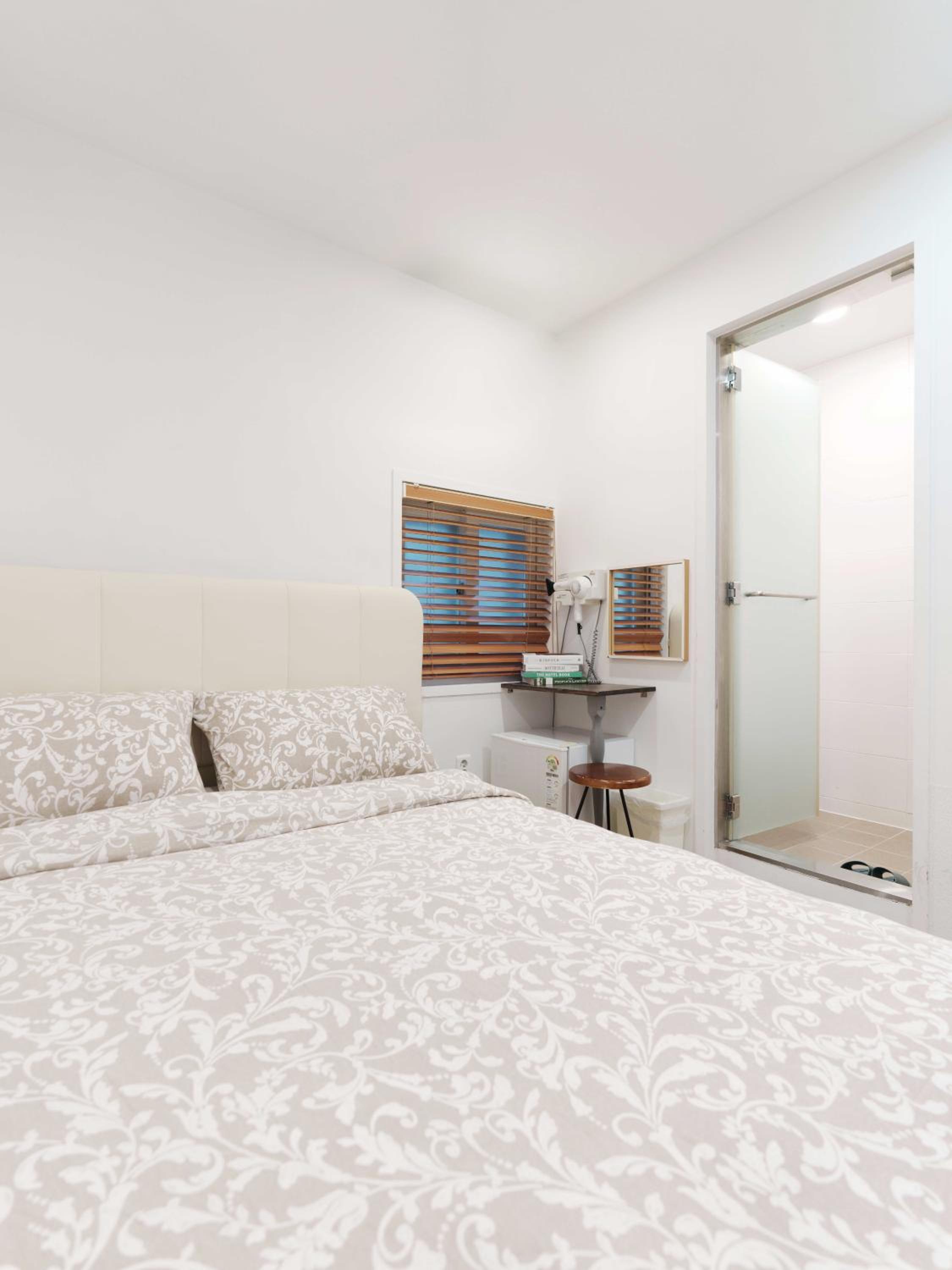 Deluxe Single Room