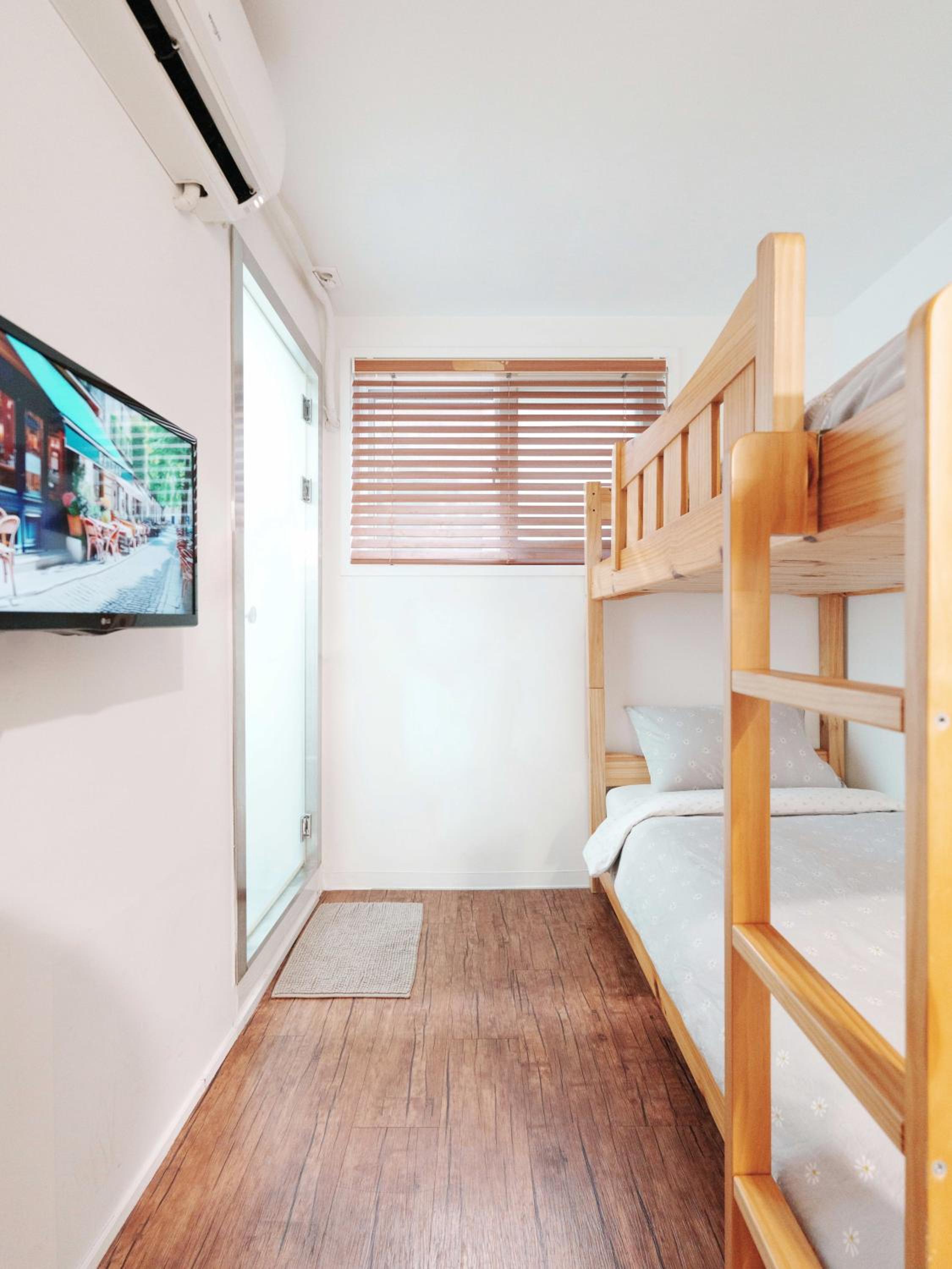 Twin Room with Bathroom