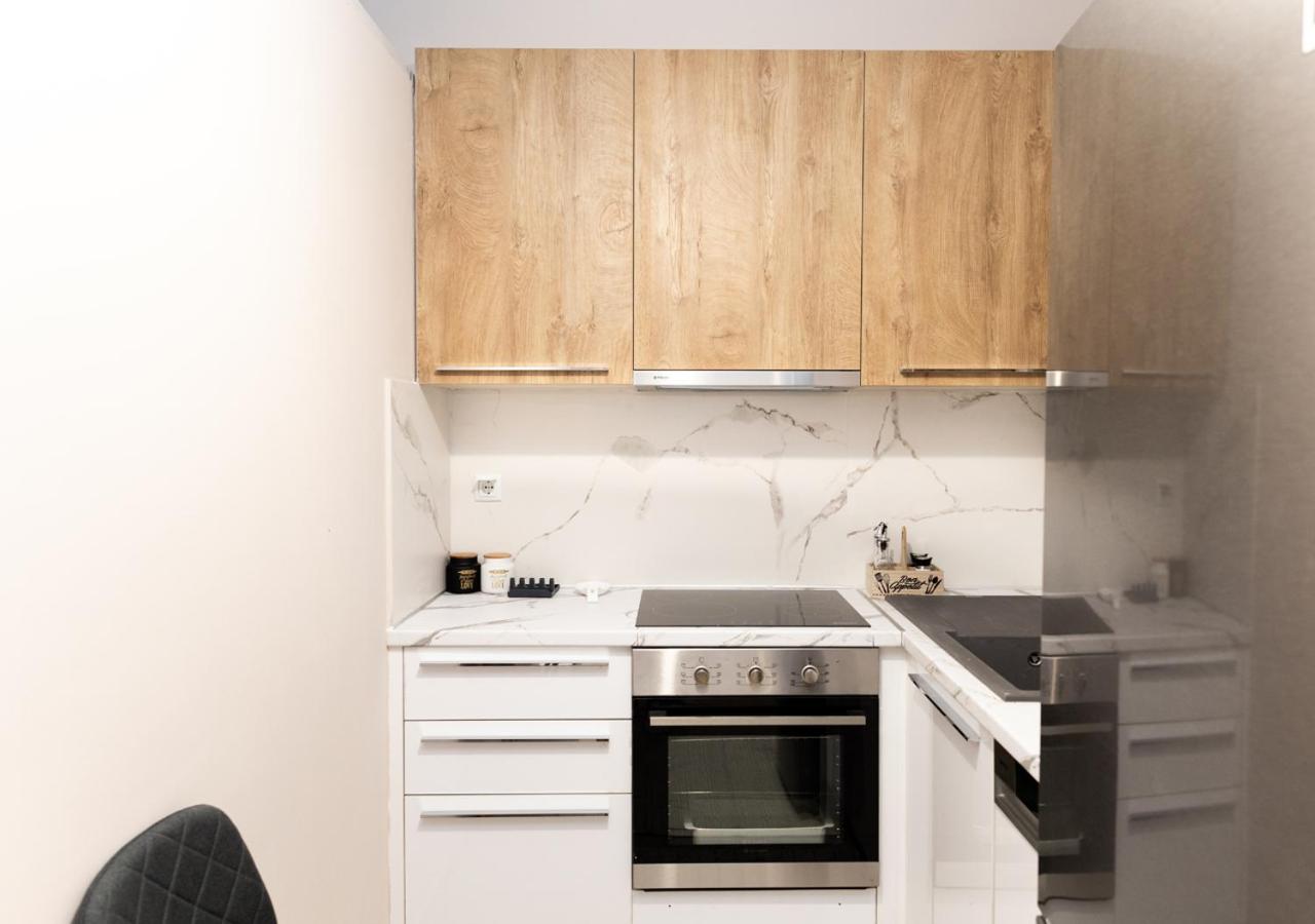 One-Bedroom Apartment photo 3