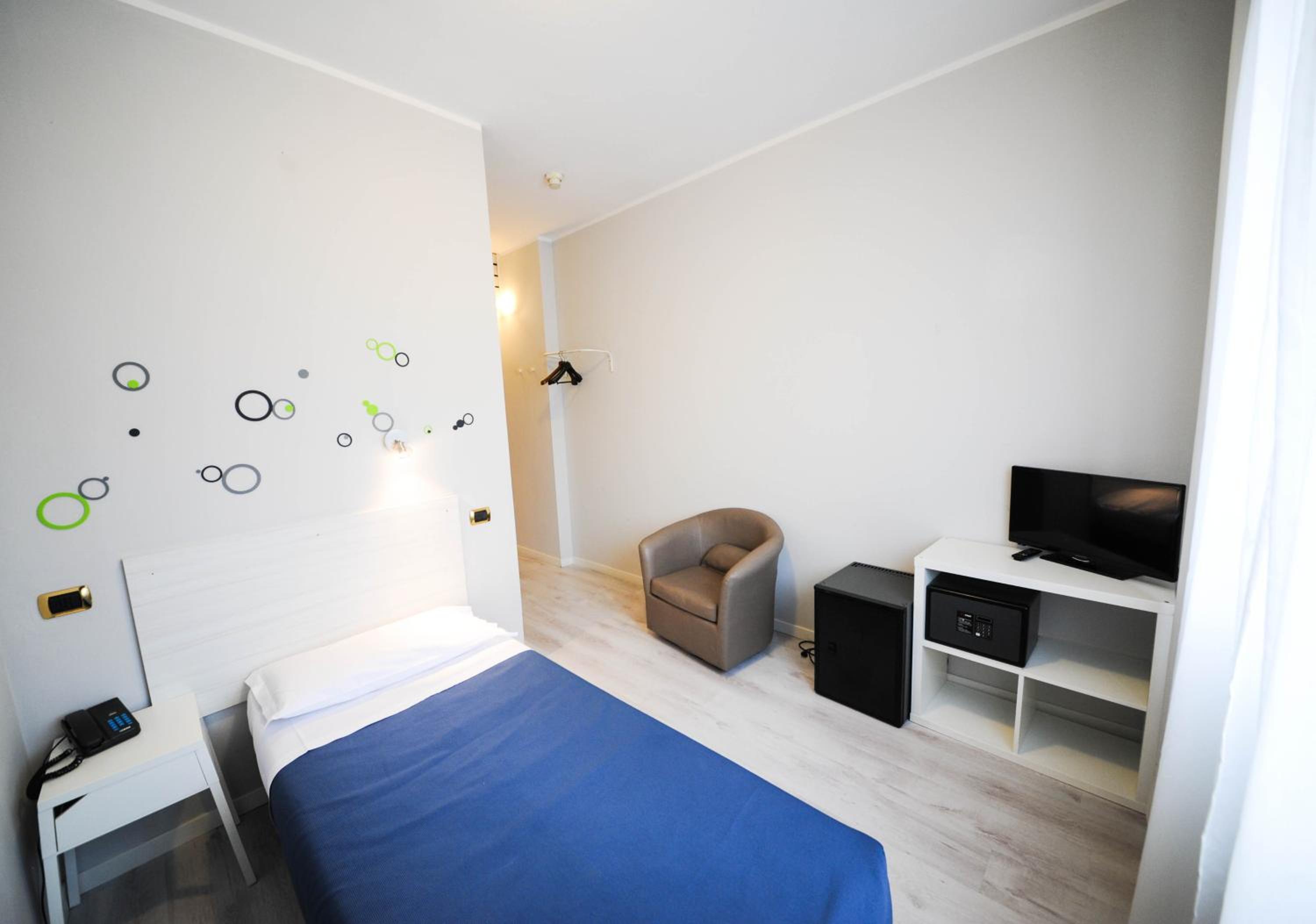 Economy Single Room