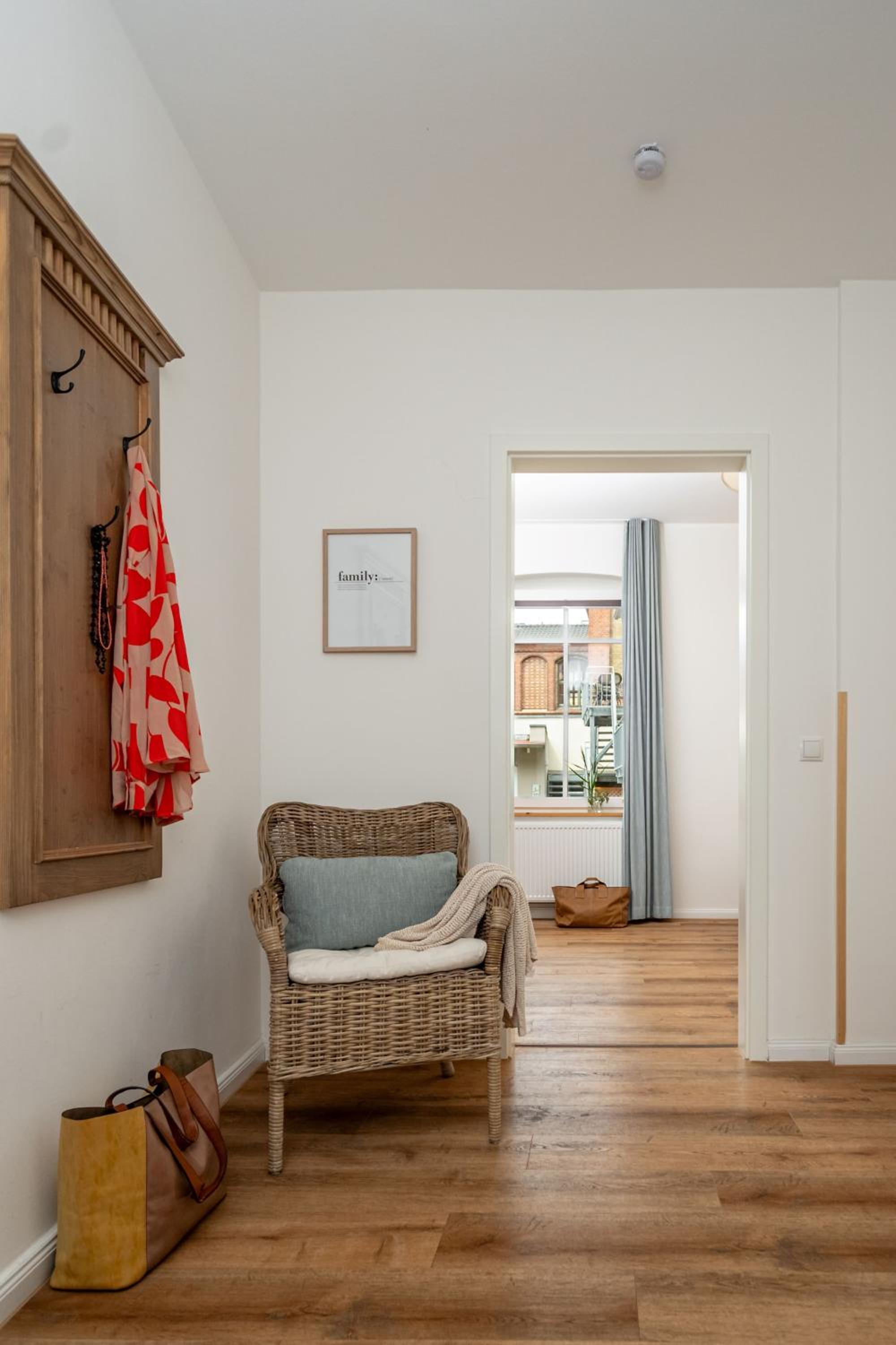 One-Bedroom Apartment photo 3