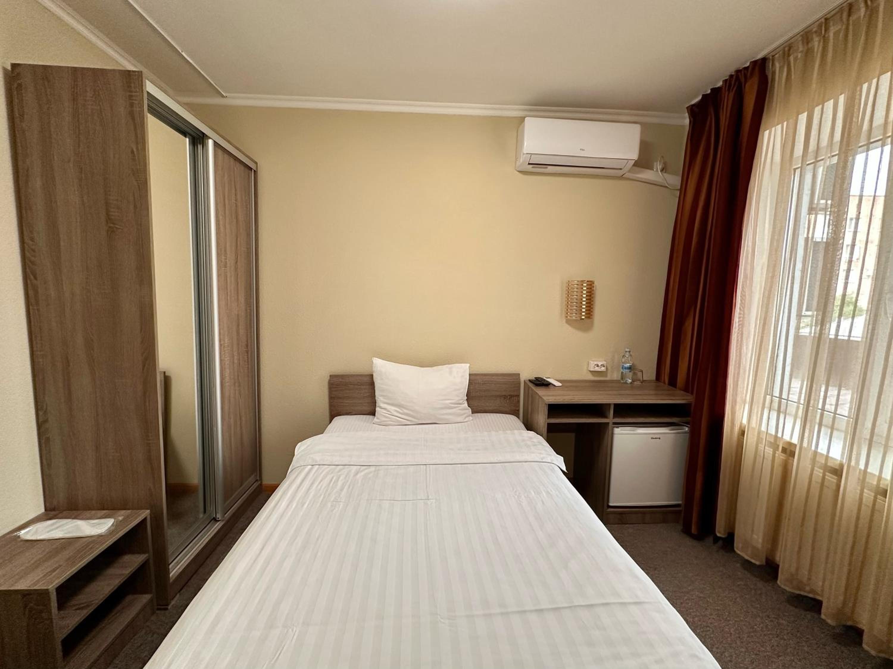 Standard Single Room photo 2