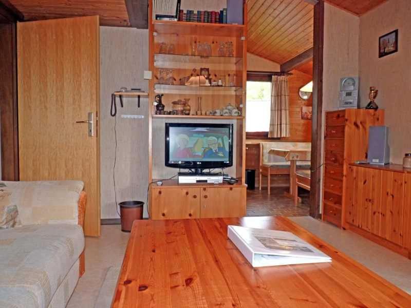 Two-Bedroom House 2 photo 1
