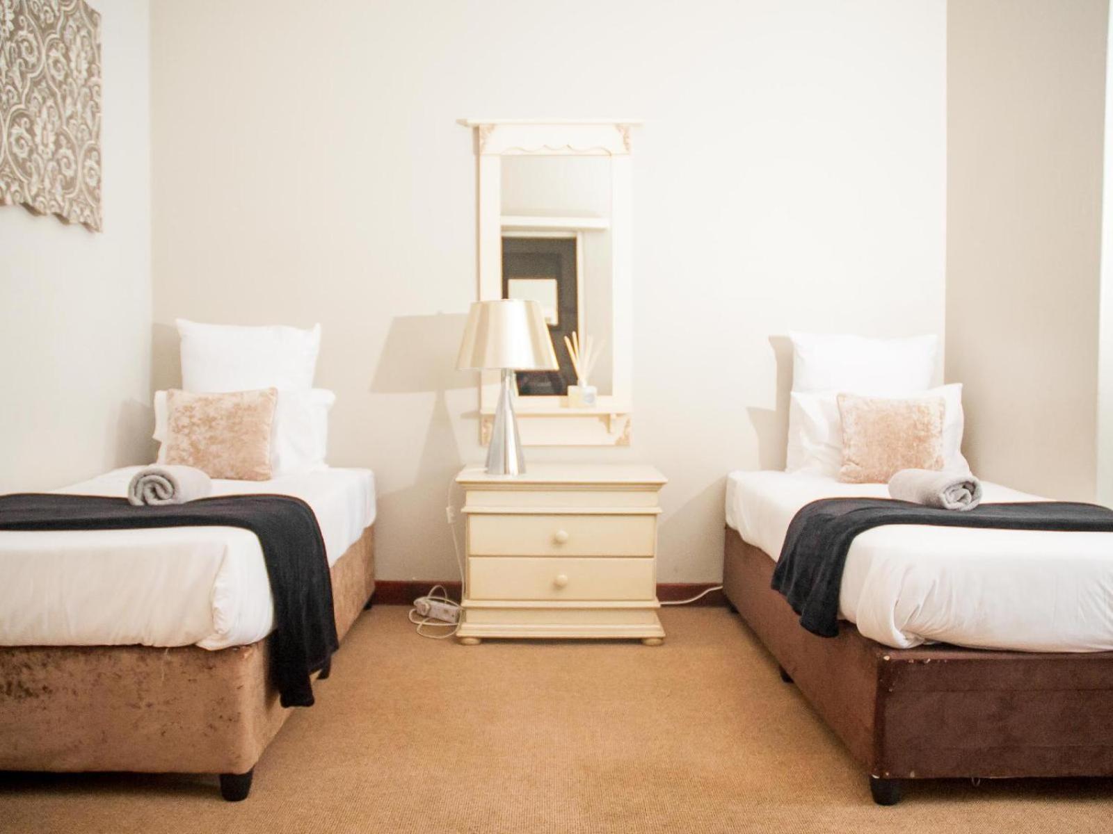 Deluxe Twin Room - Photo 1