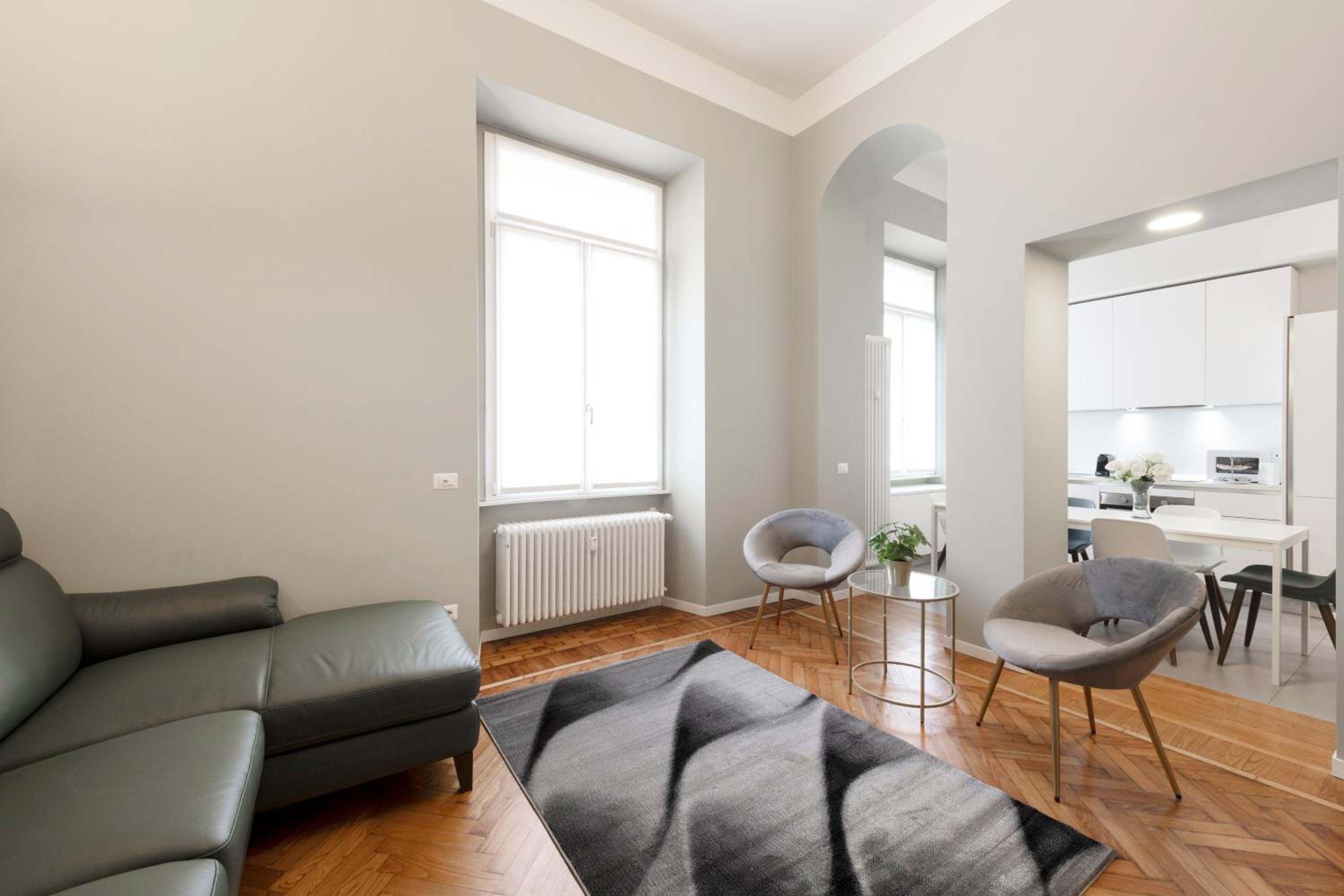 Three-Bedroom Deluxe Apartment