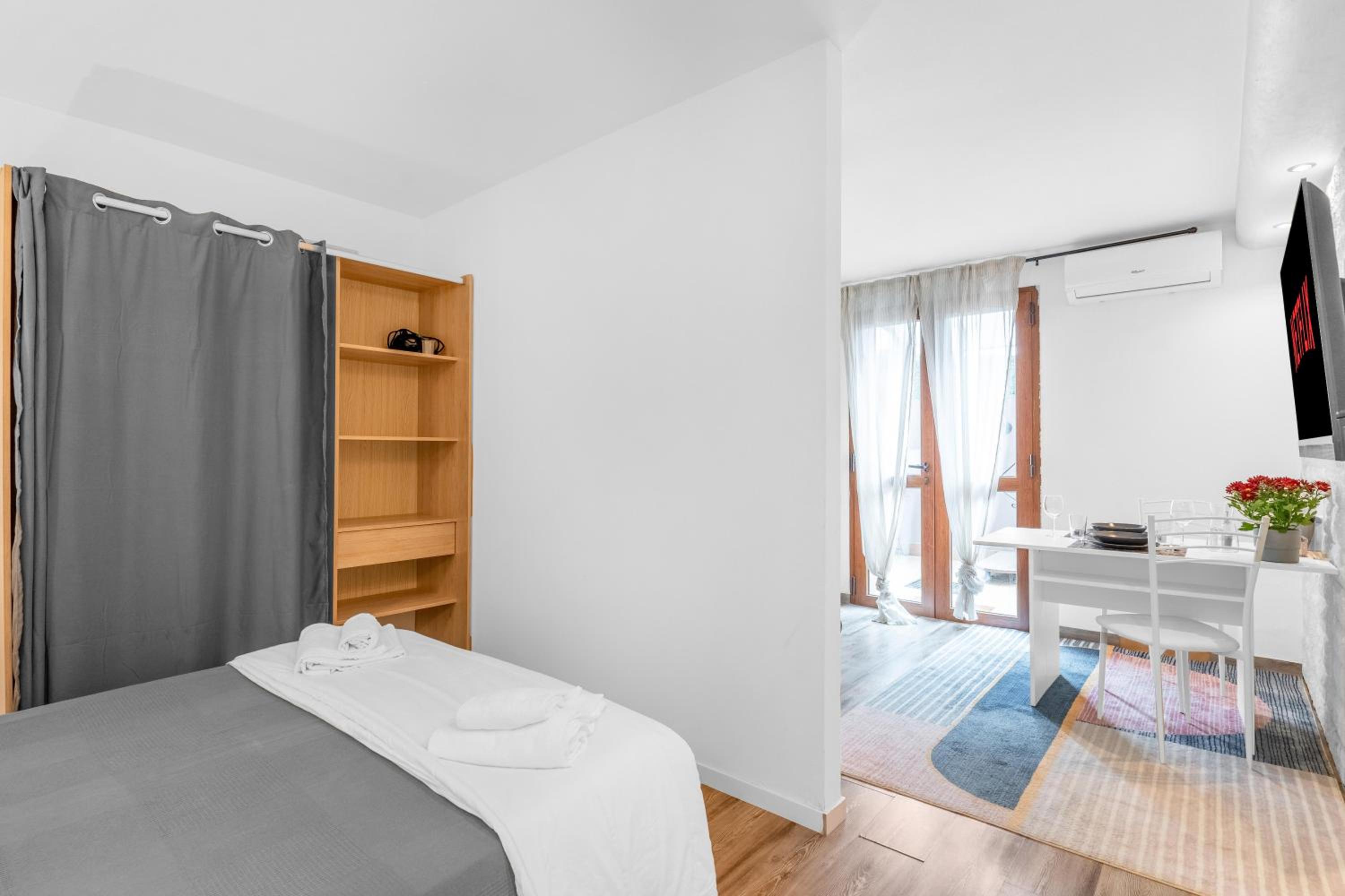 Standard Apartment photo 3