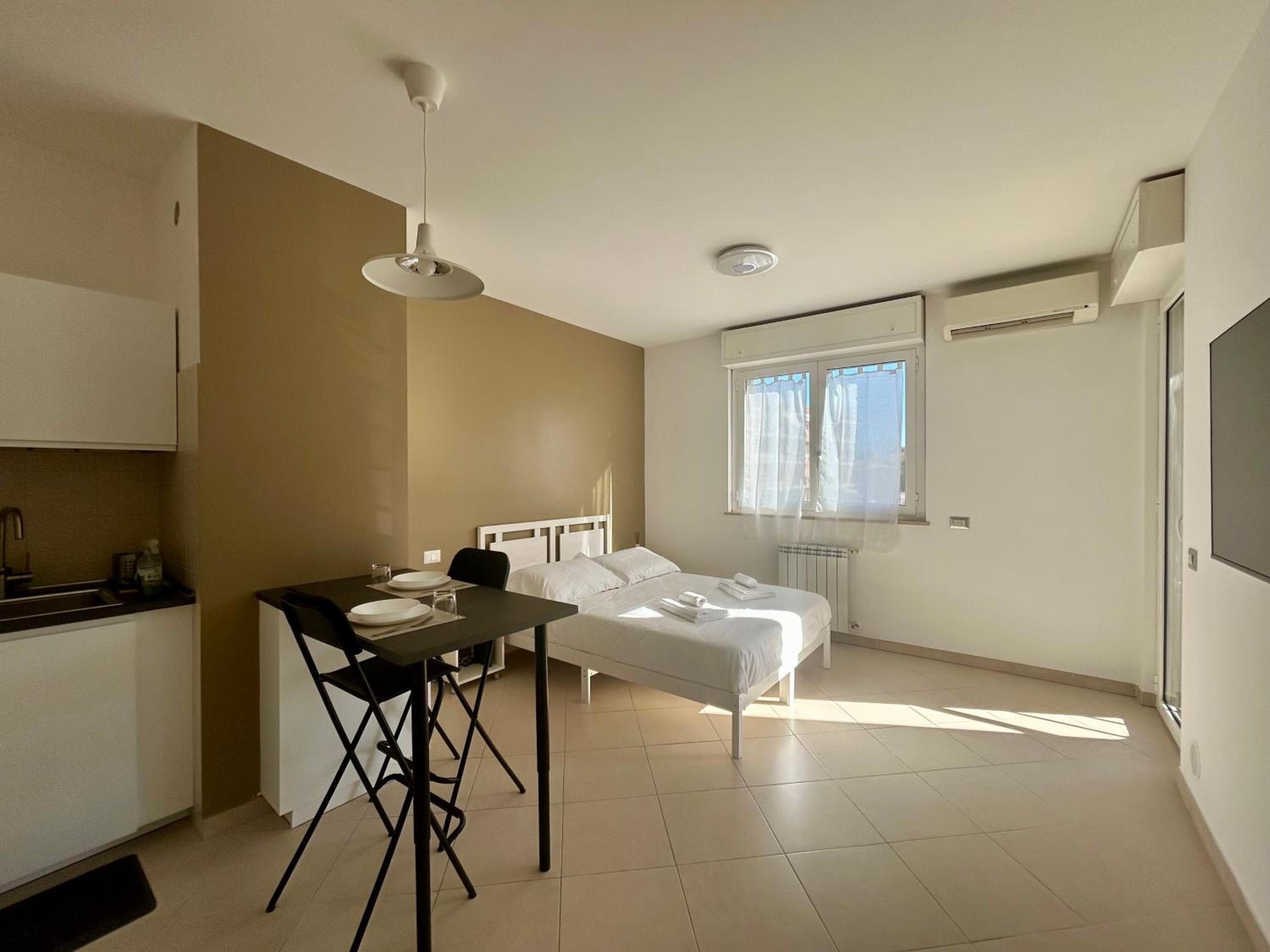 One-Bedroom Apartment