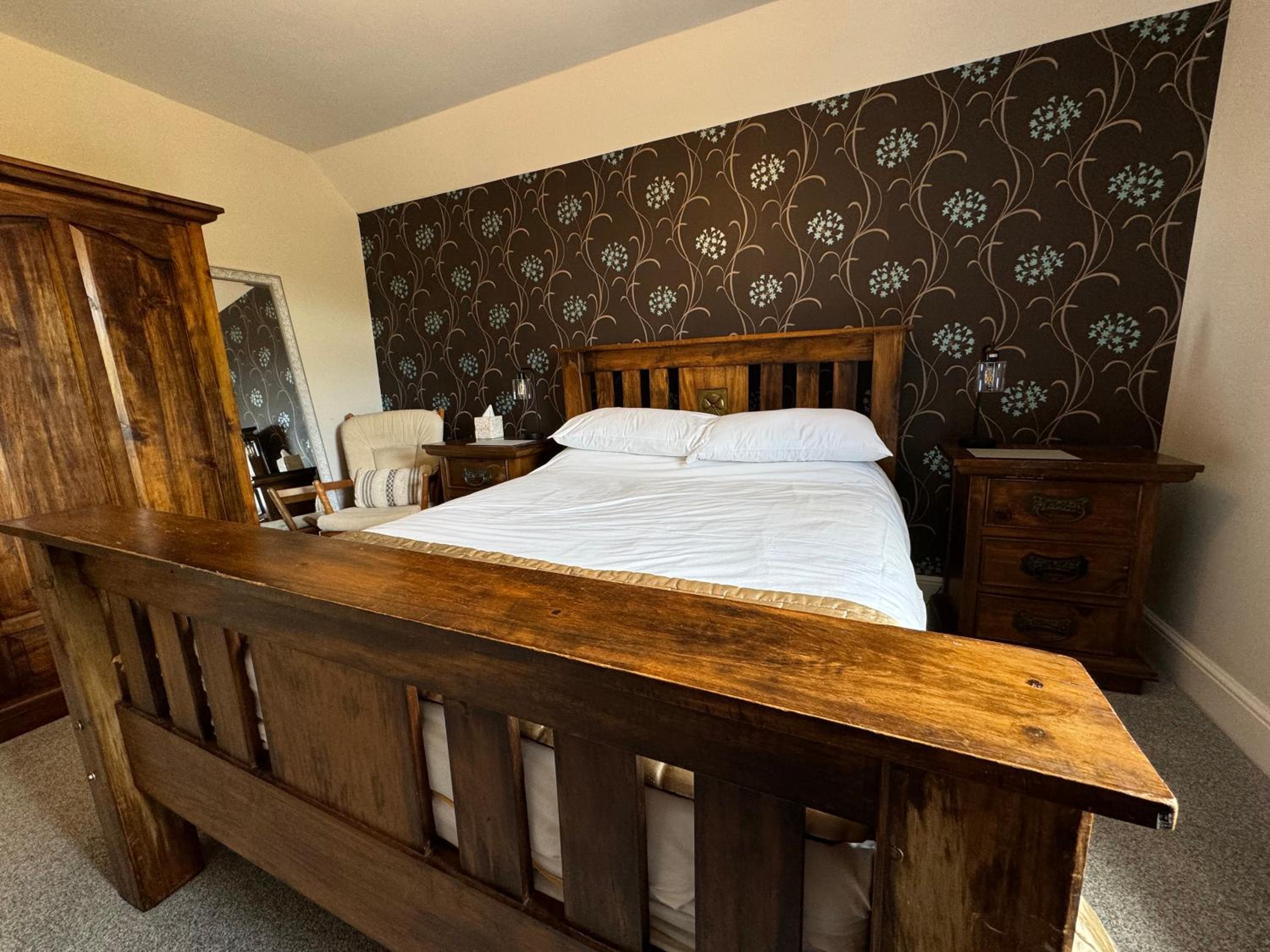 Double Room - Photo 3