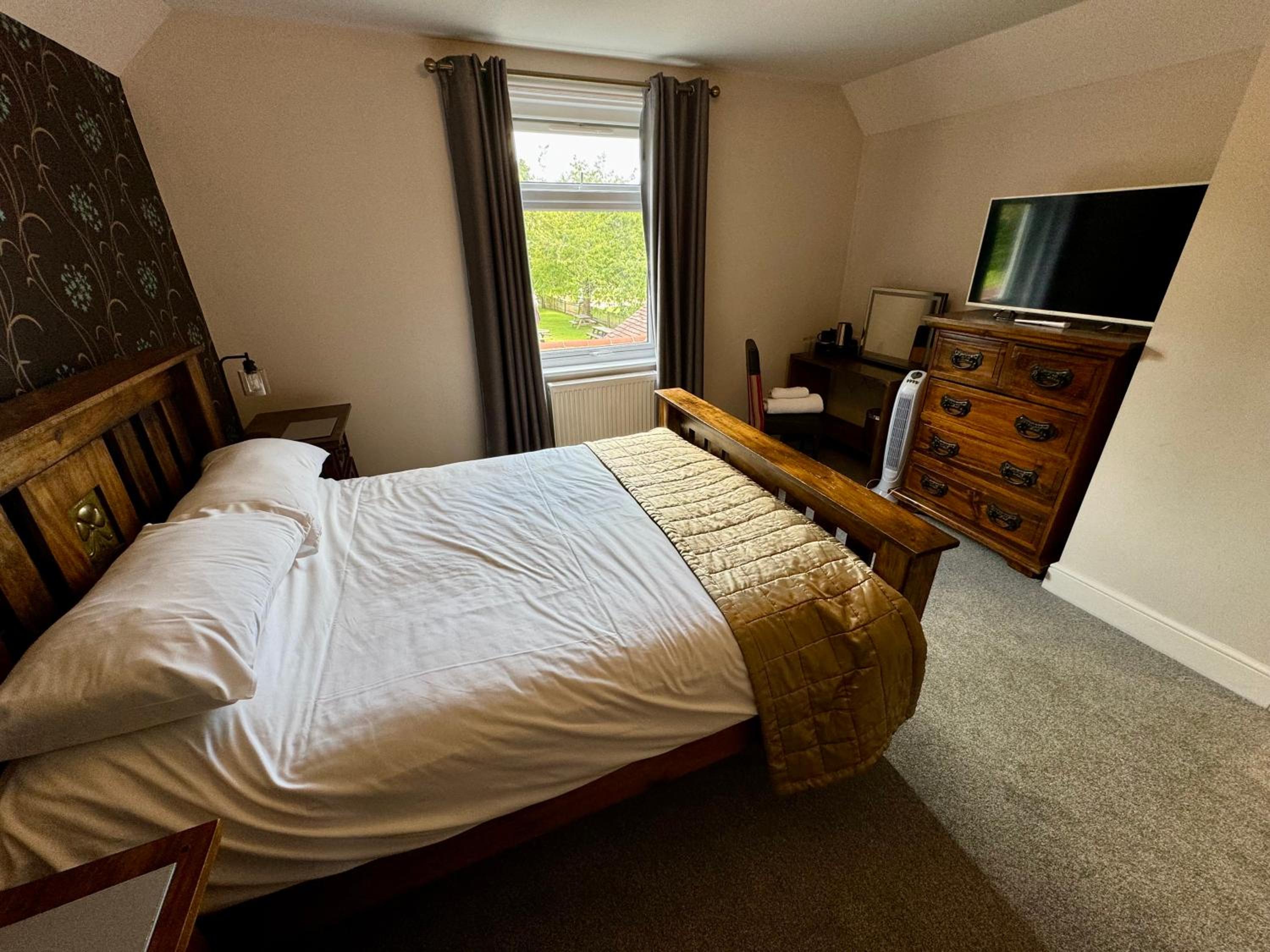 Double Room - Photo 1