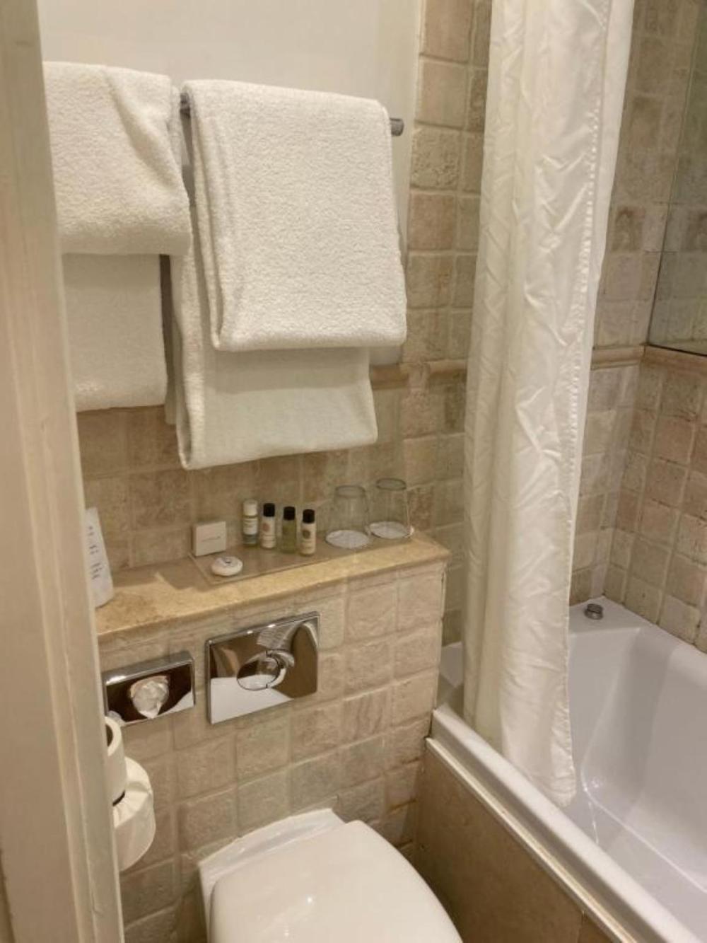 Master Double Room - Photo 9