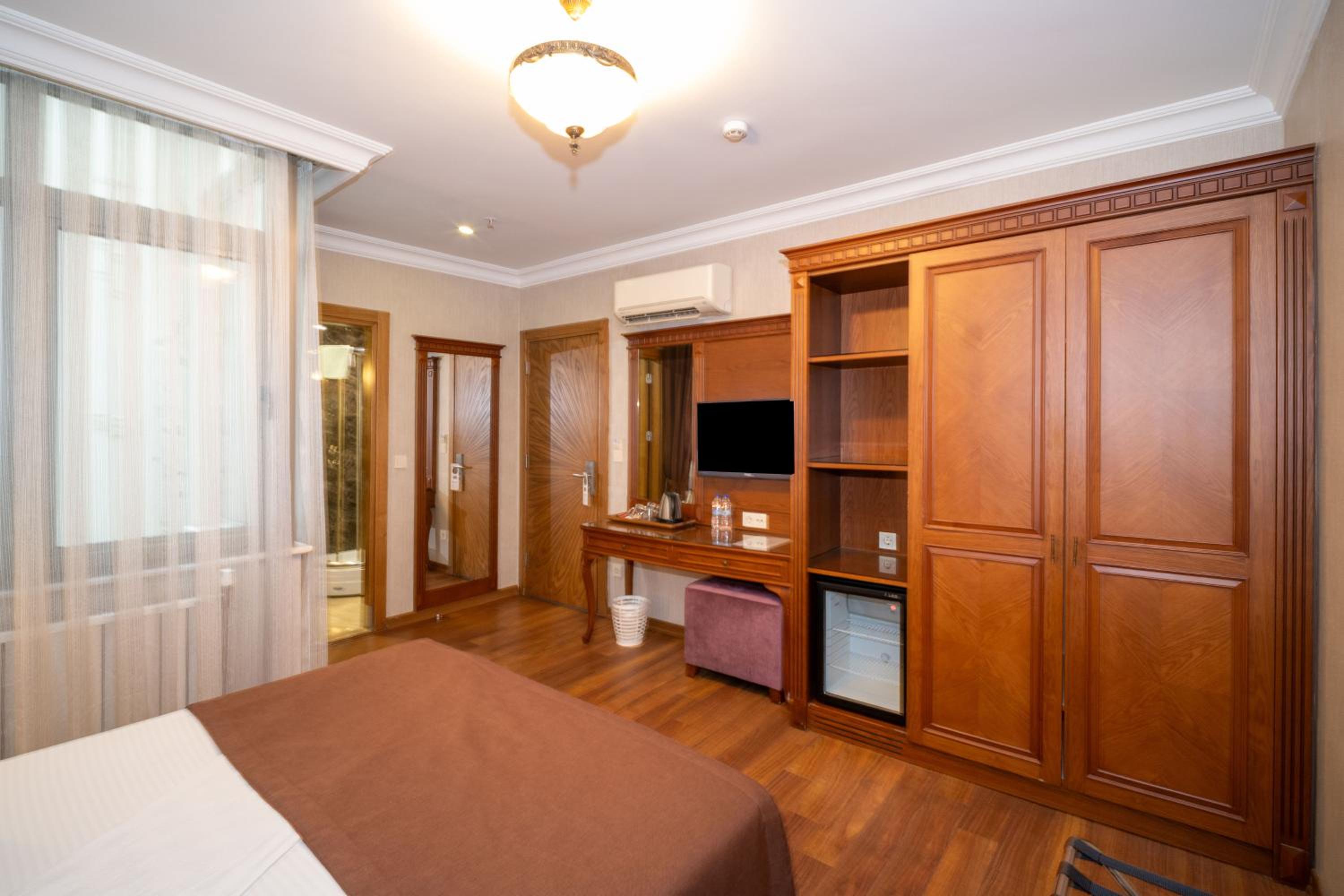 Standard Double Room photo 1