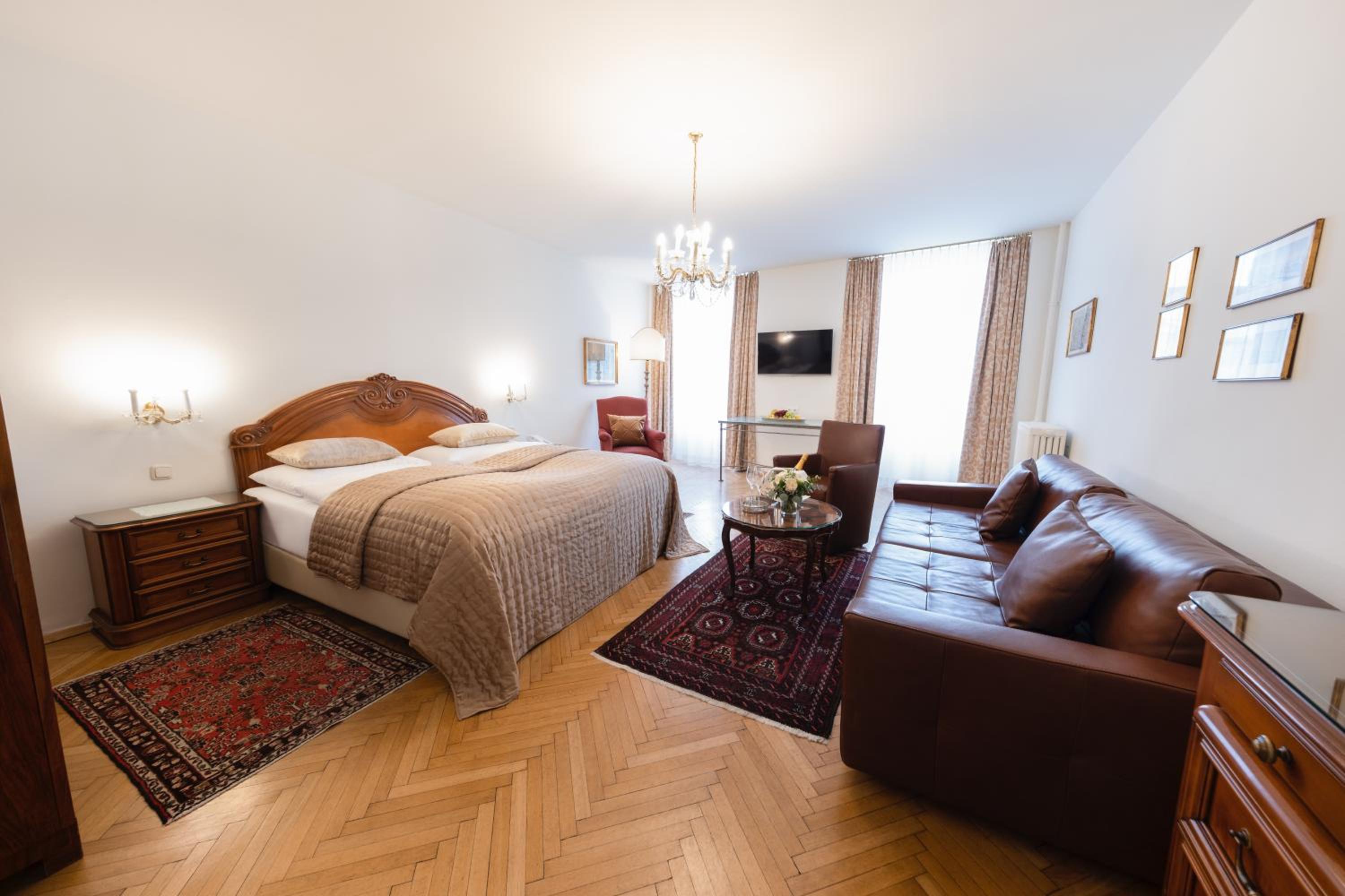 Superior Triple Room photo 2