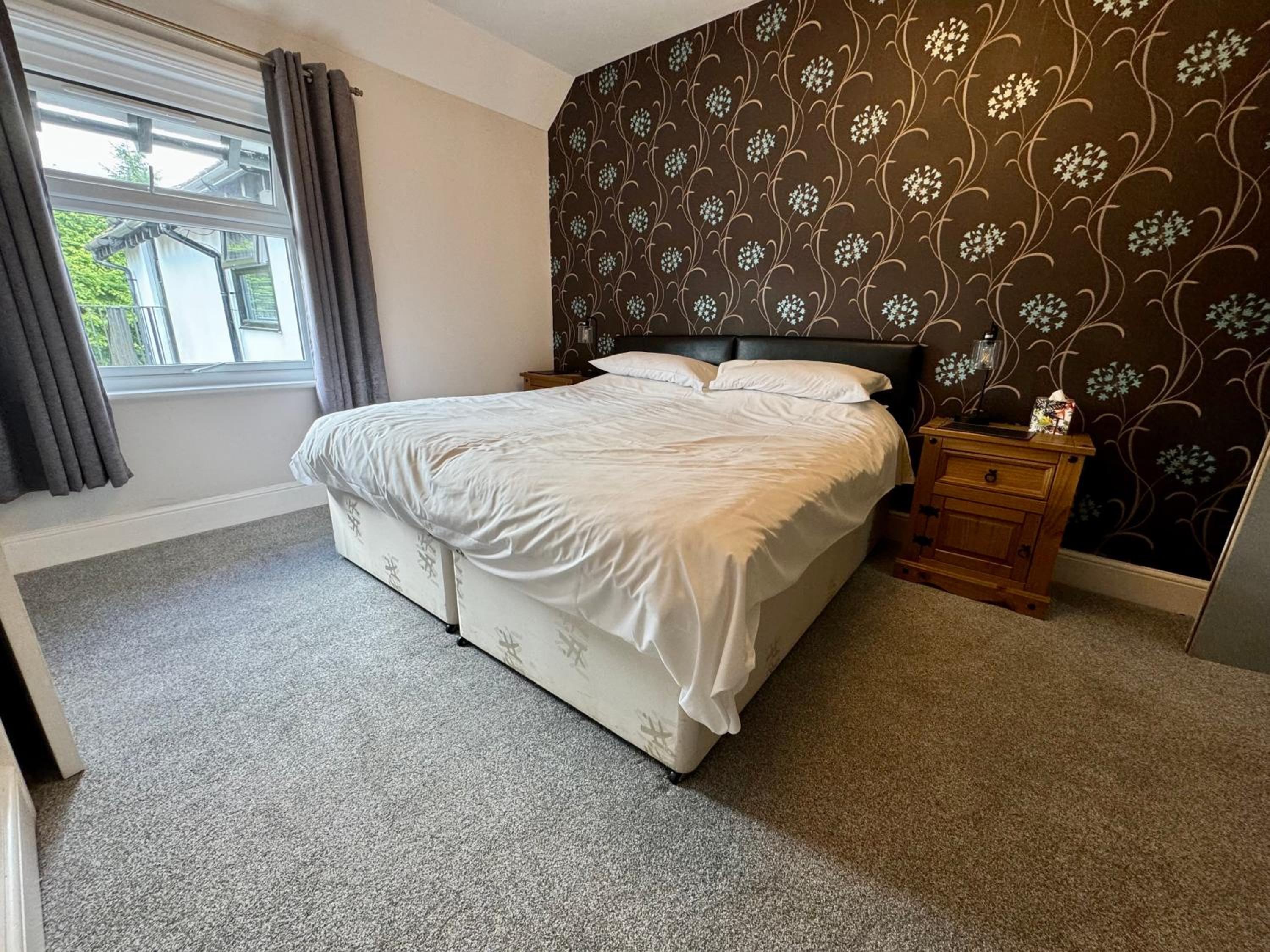 Double or Twin Room - Photo 6