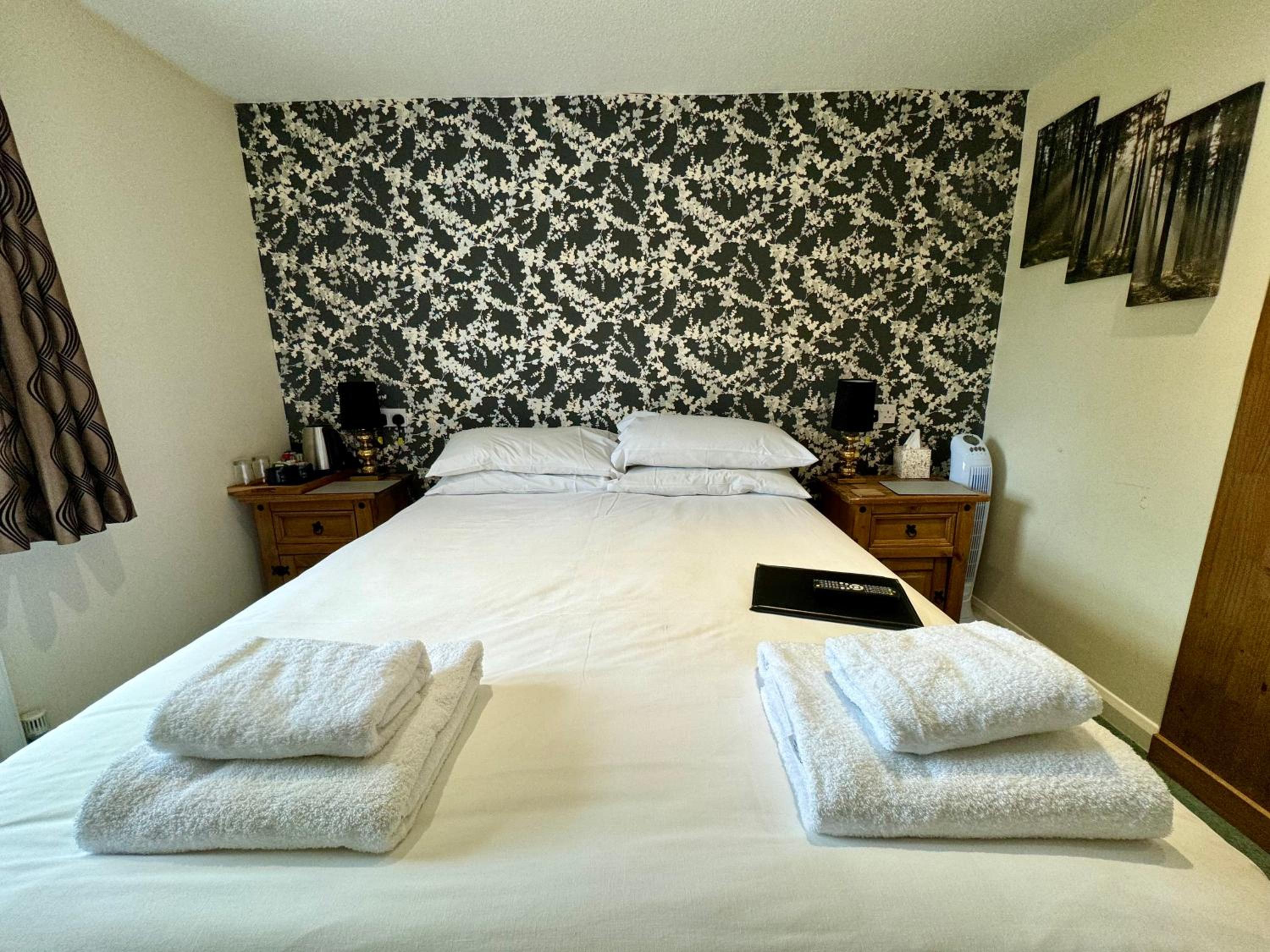 Standard King Room - Photo 1