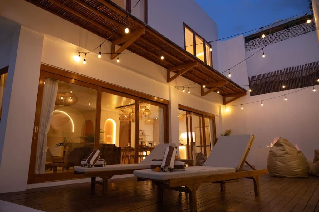 Three-Bedroom Villa photo 3