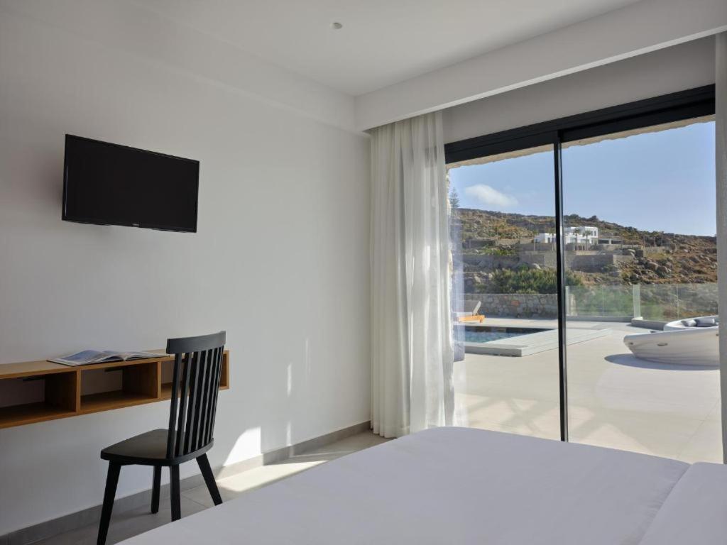 Villa with Private Pool photo 2