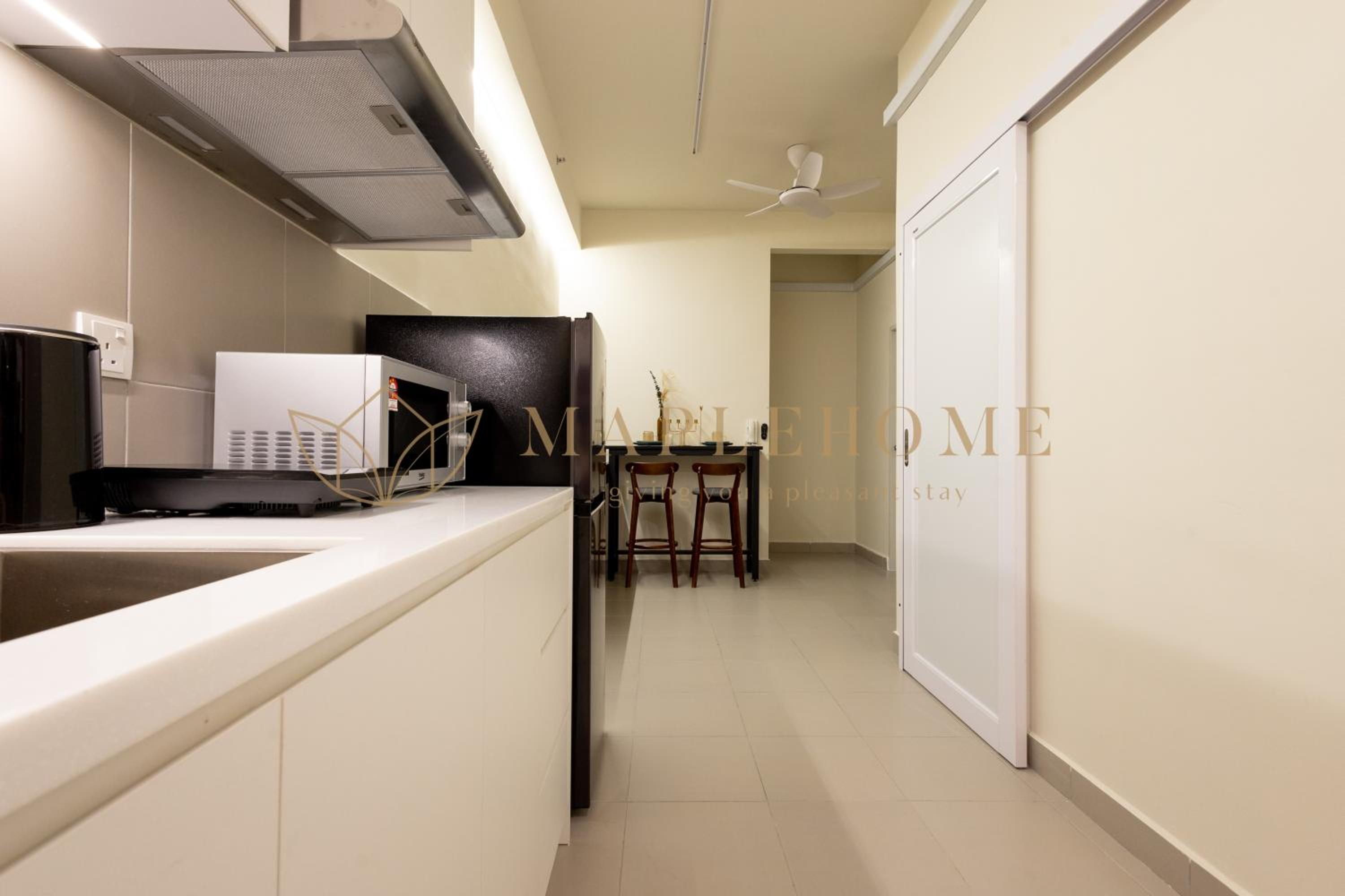 Two-Bedroom Suite - Photo 4