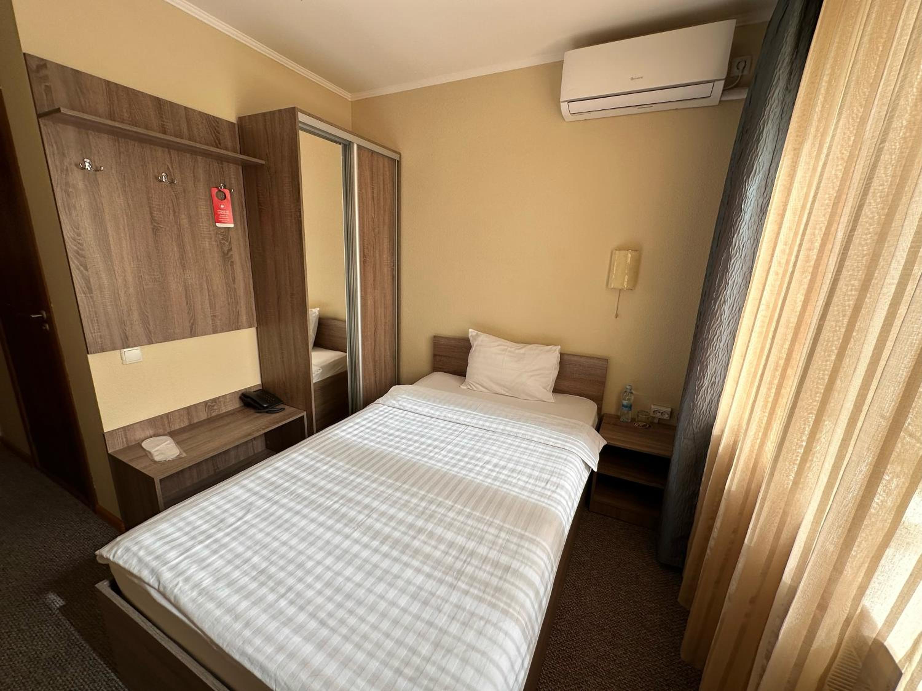 Standard Single Room photo 3