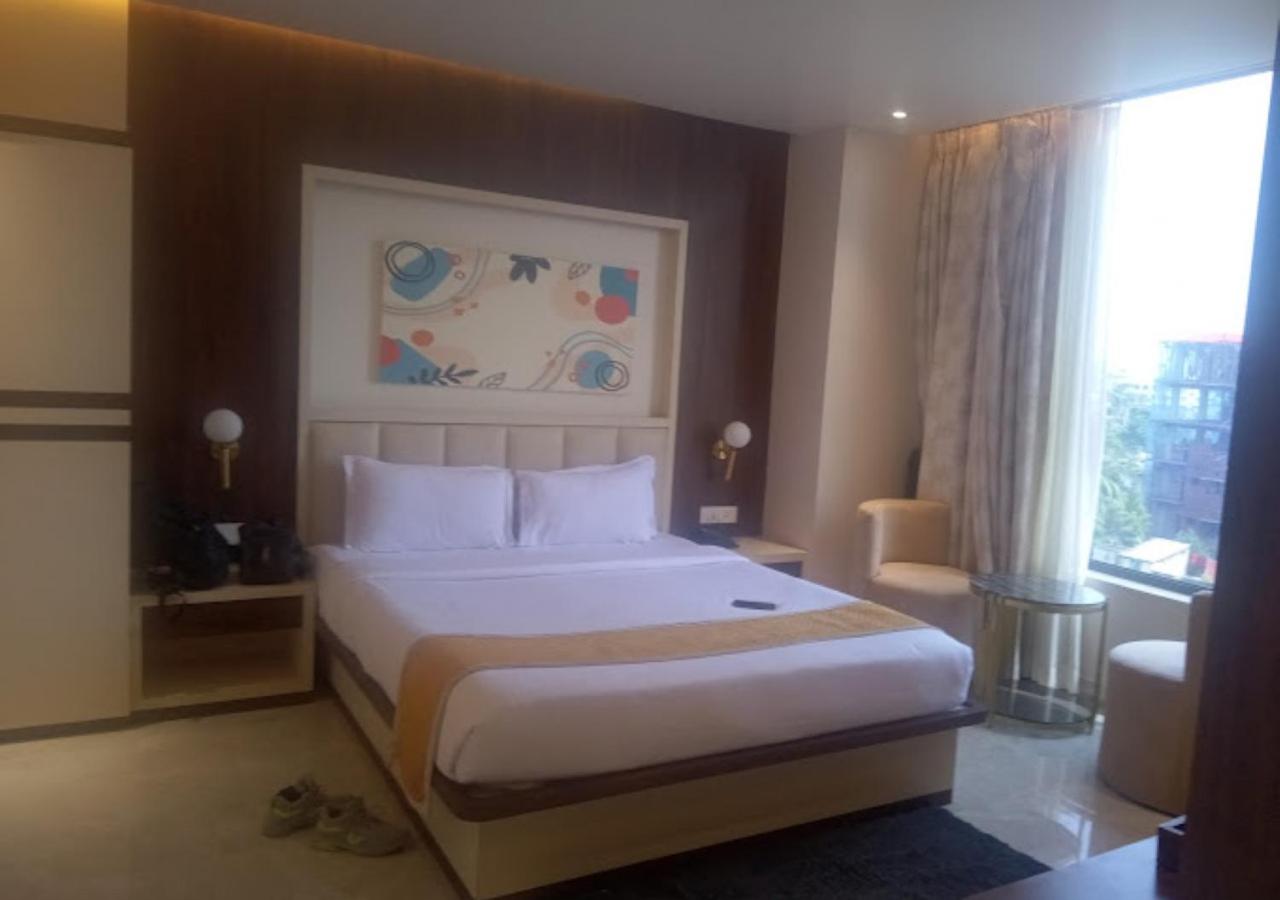Basic Triple Room photo 3