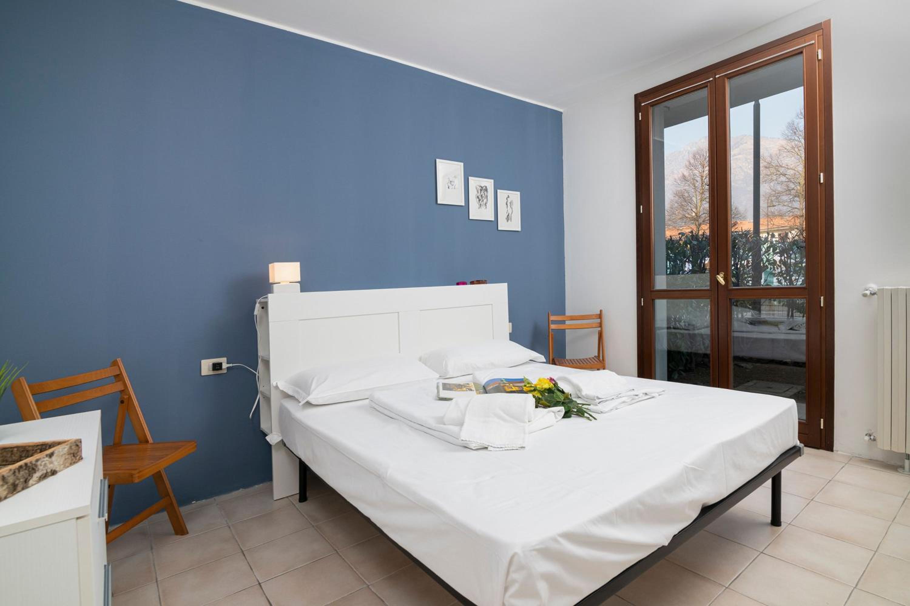 Deluxe Two-Bedroom Apartment