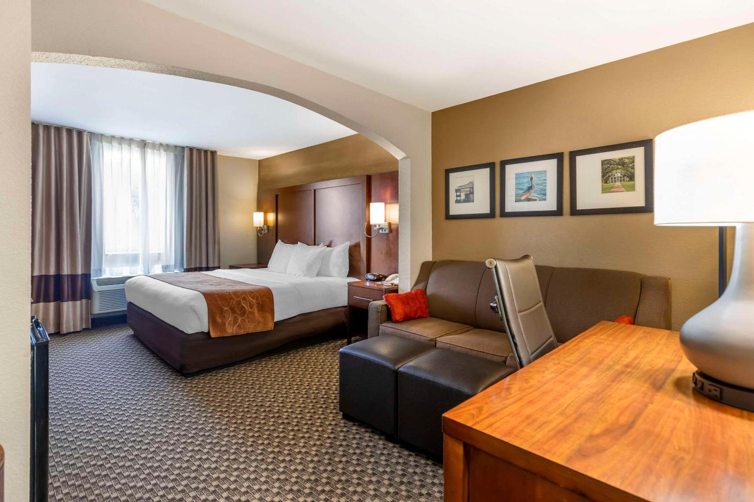 King Suite - Photo 1