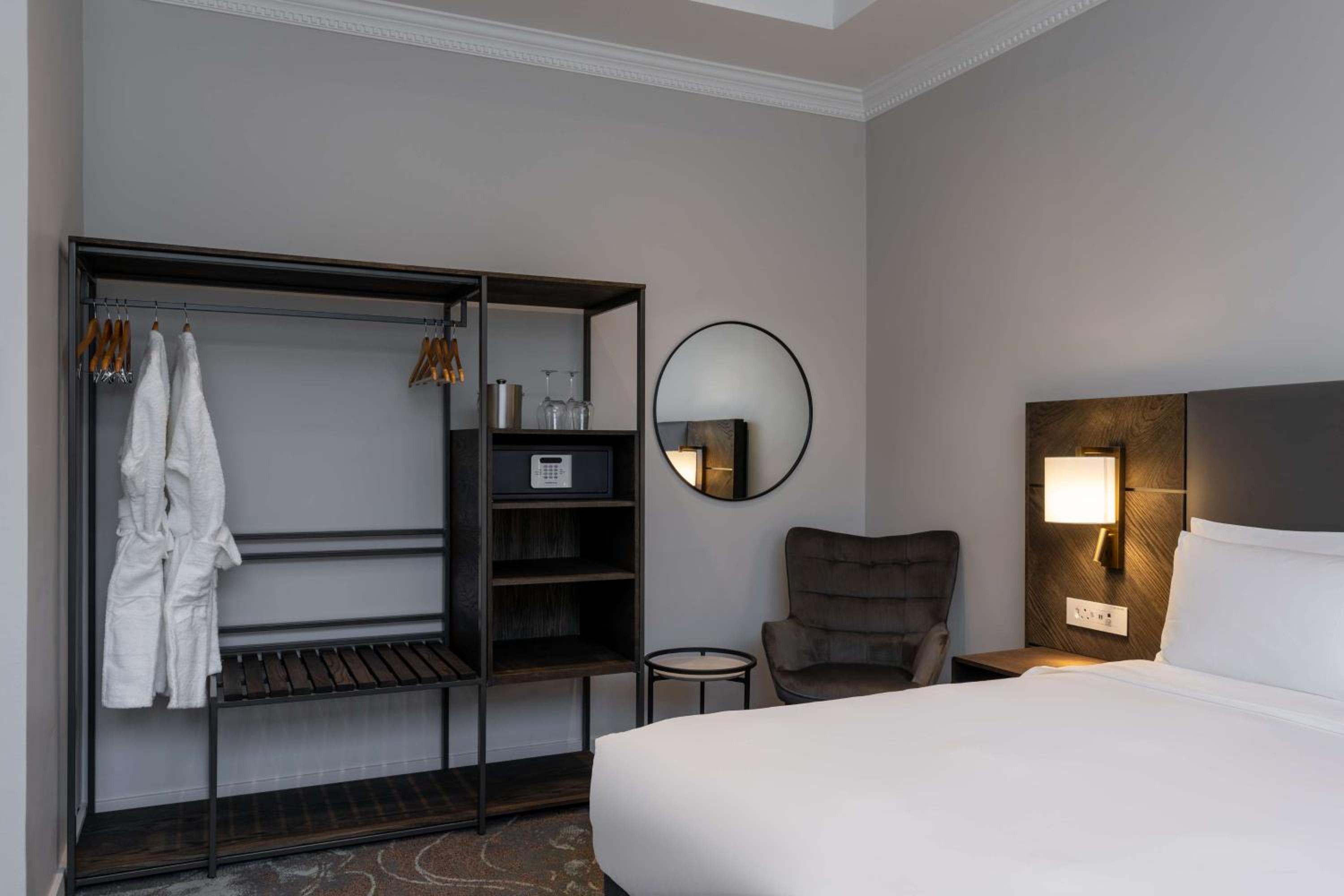 Two Bedroom Apartment - Boutique Building