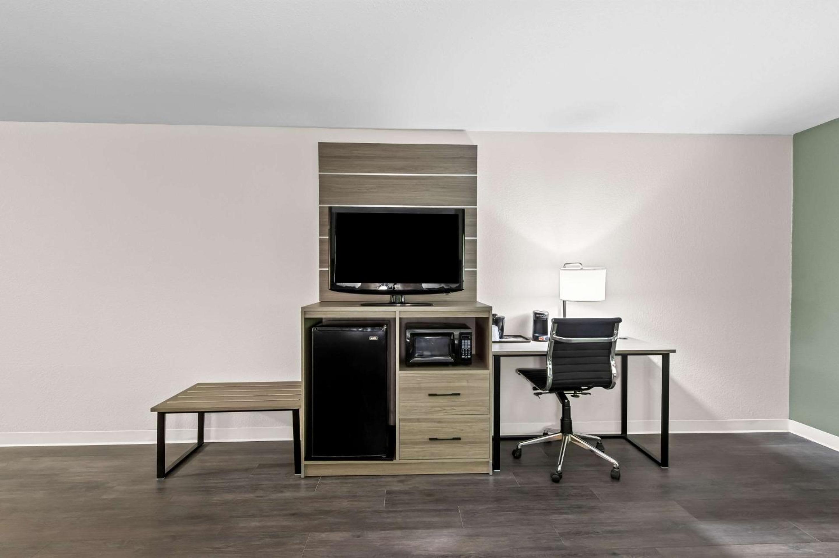 King Suite - Photo 6
