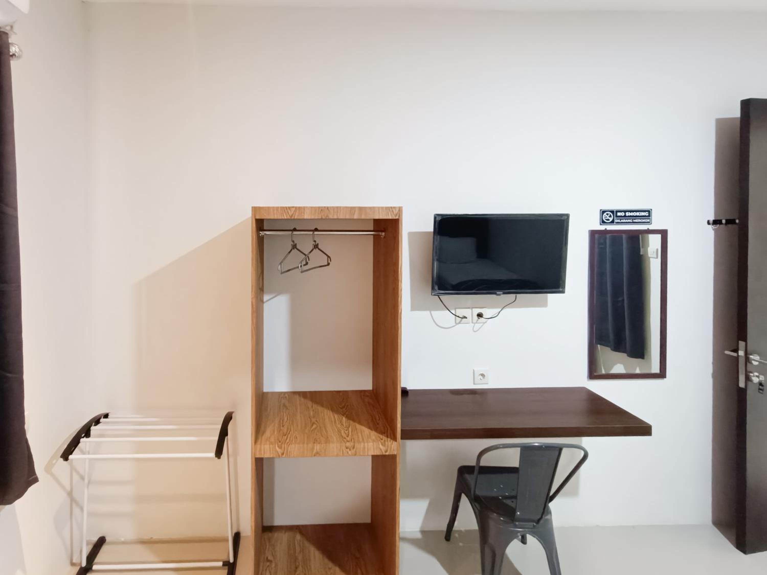 Twin Room - Photo 2