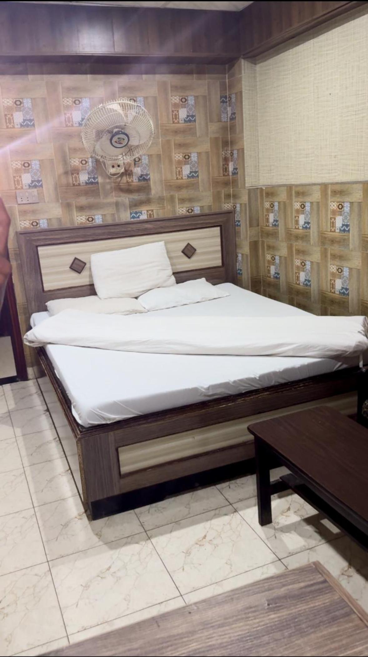 Deluxe Double Room (2 Adults + 1 Child) photo 1