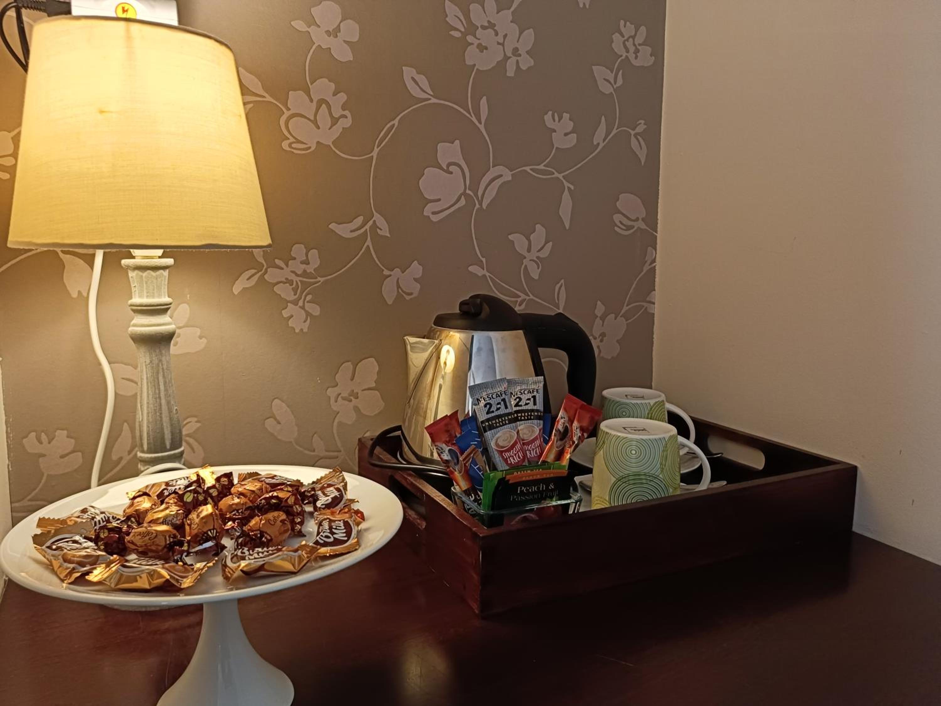 Deluxe Double or Twin Room - Photo 3