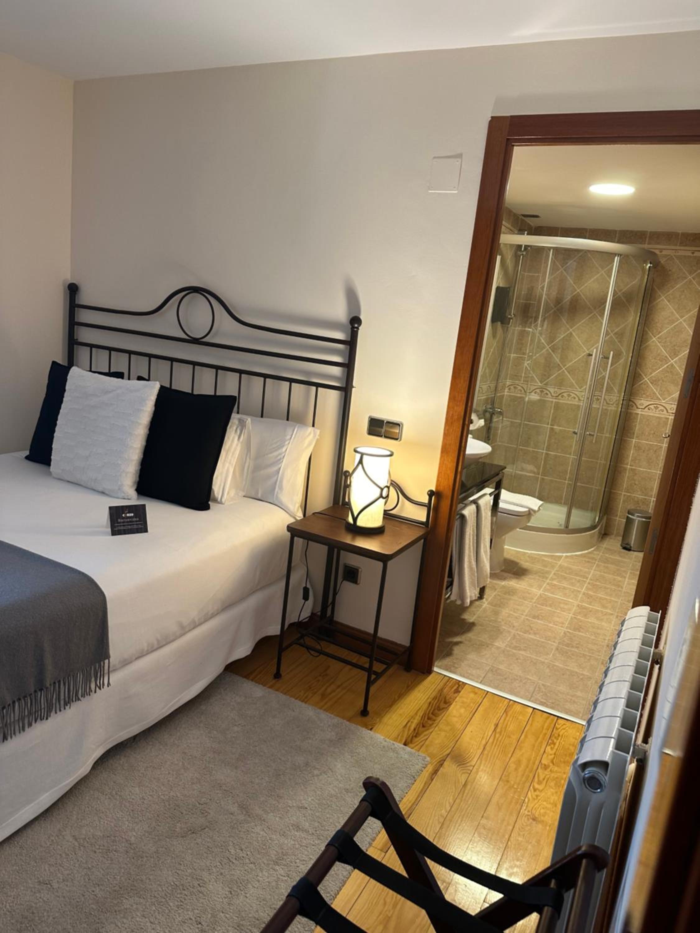 Small Double Room photo 3