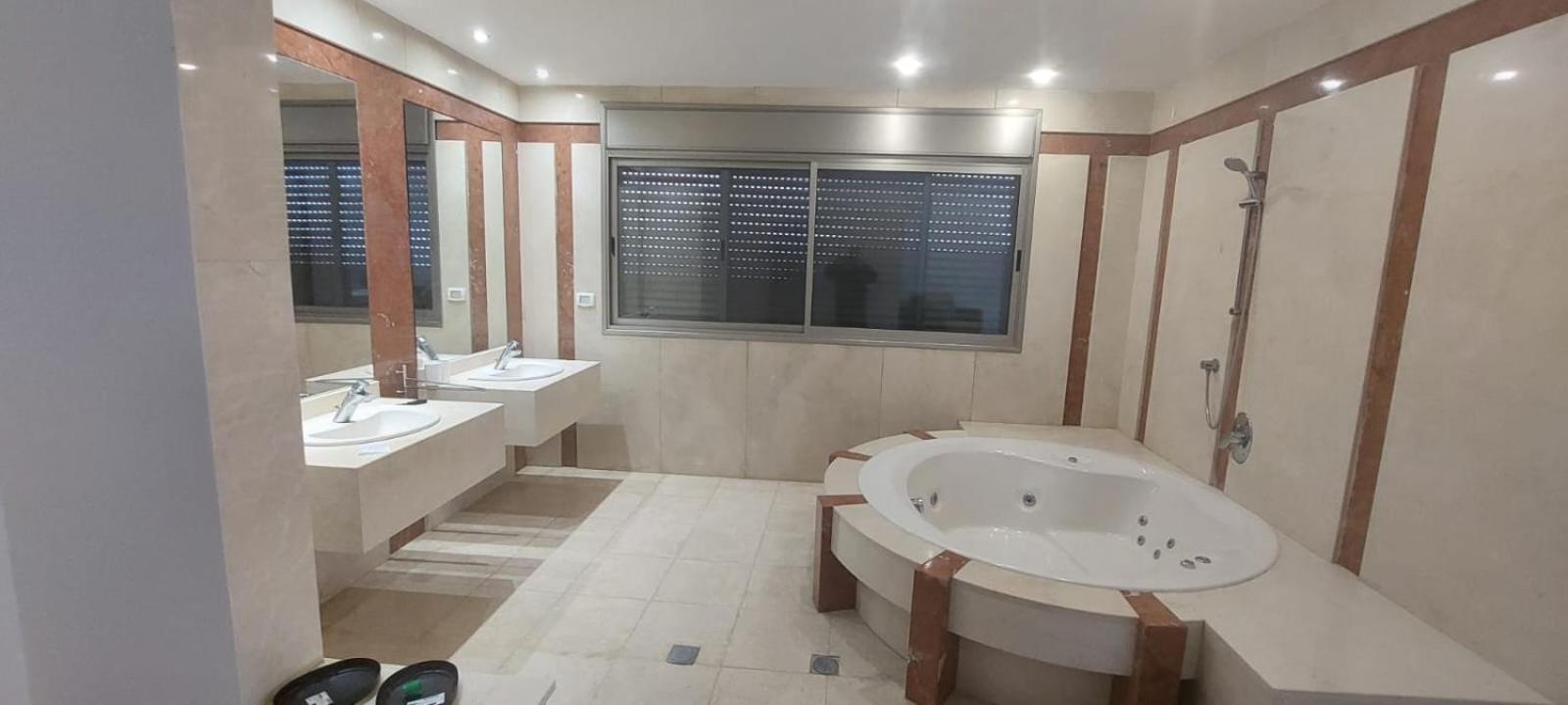 Family Suite With Balcony photo 2