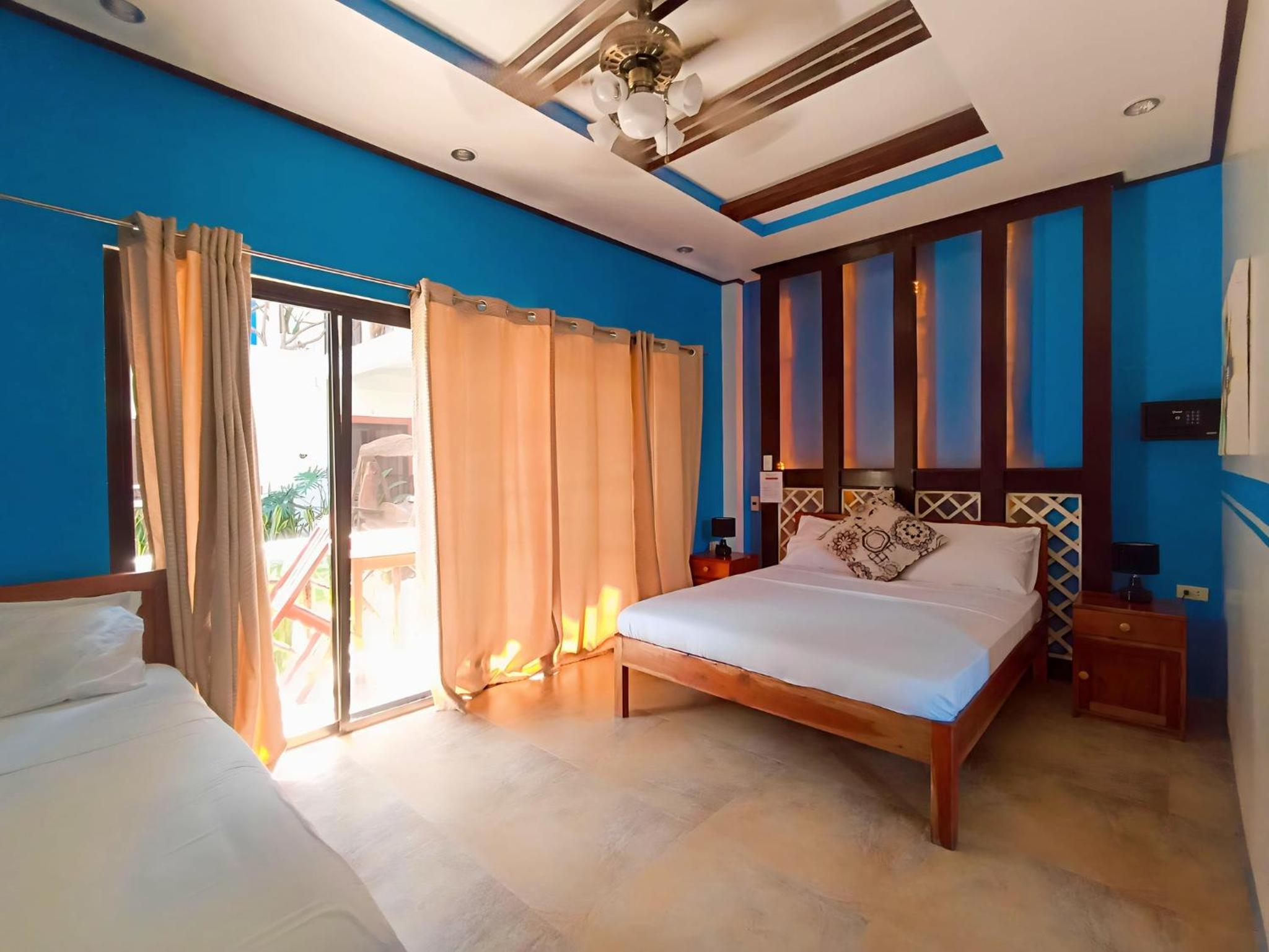 Superior Queen Room - Photo 1