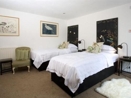 Standard Twin Room photo 2
