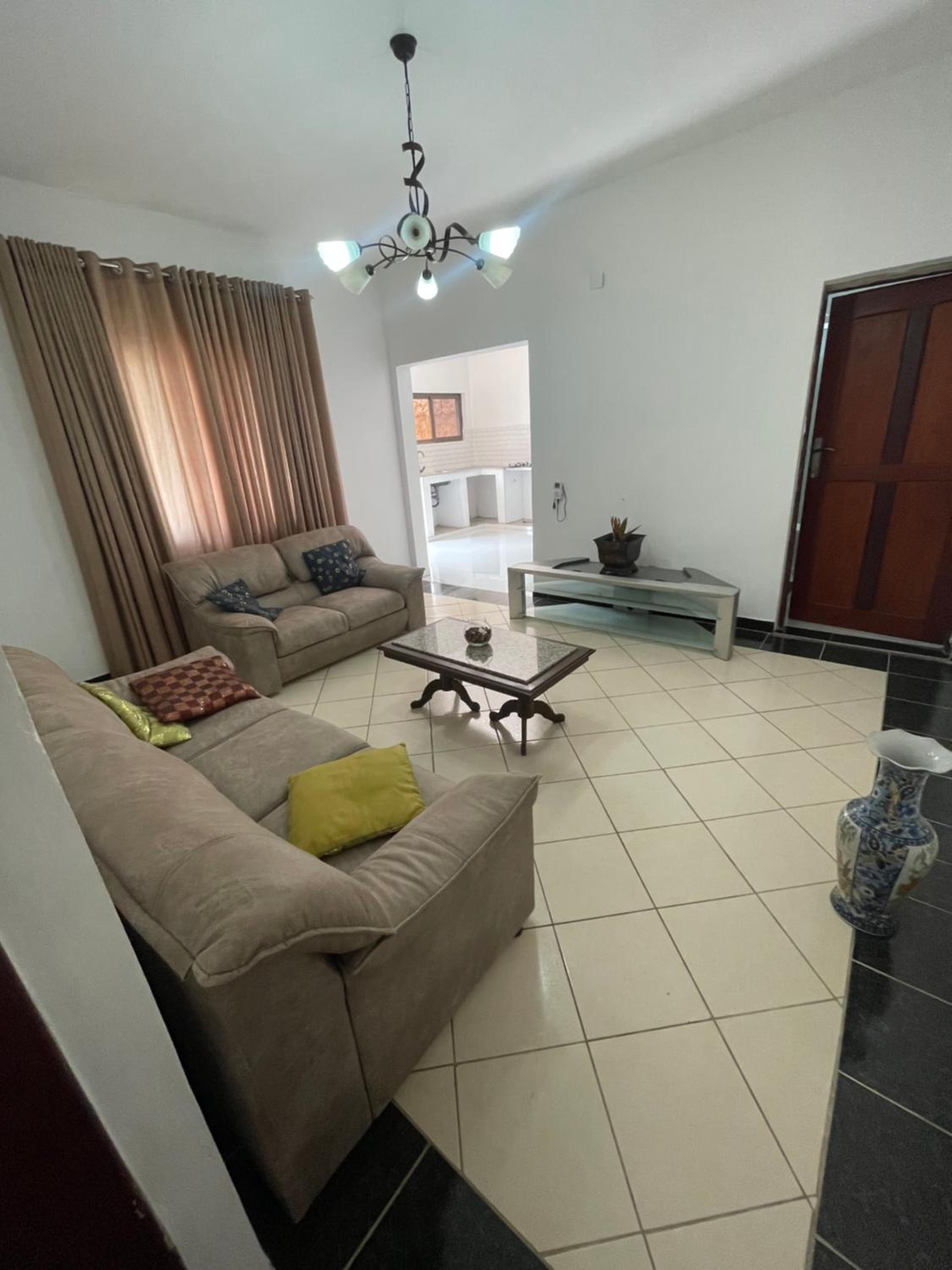 One-Bedroom House photo 2