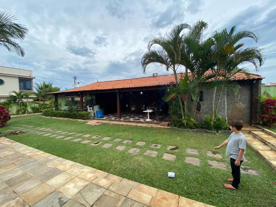 Seven-Bedroom House photo 2