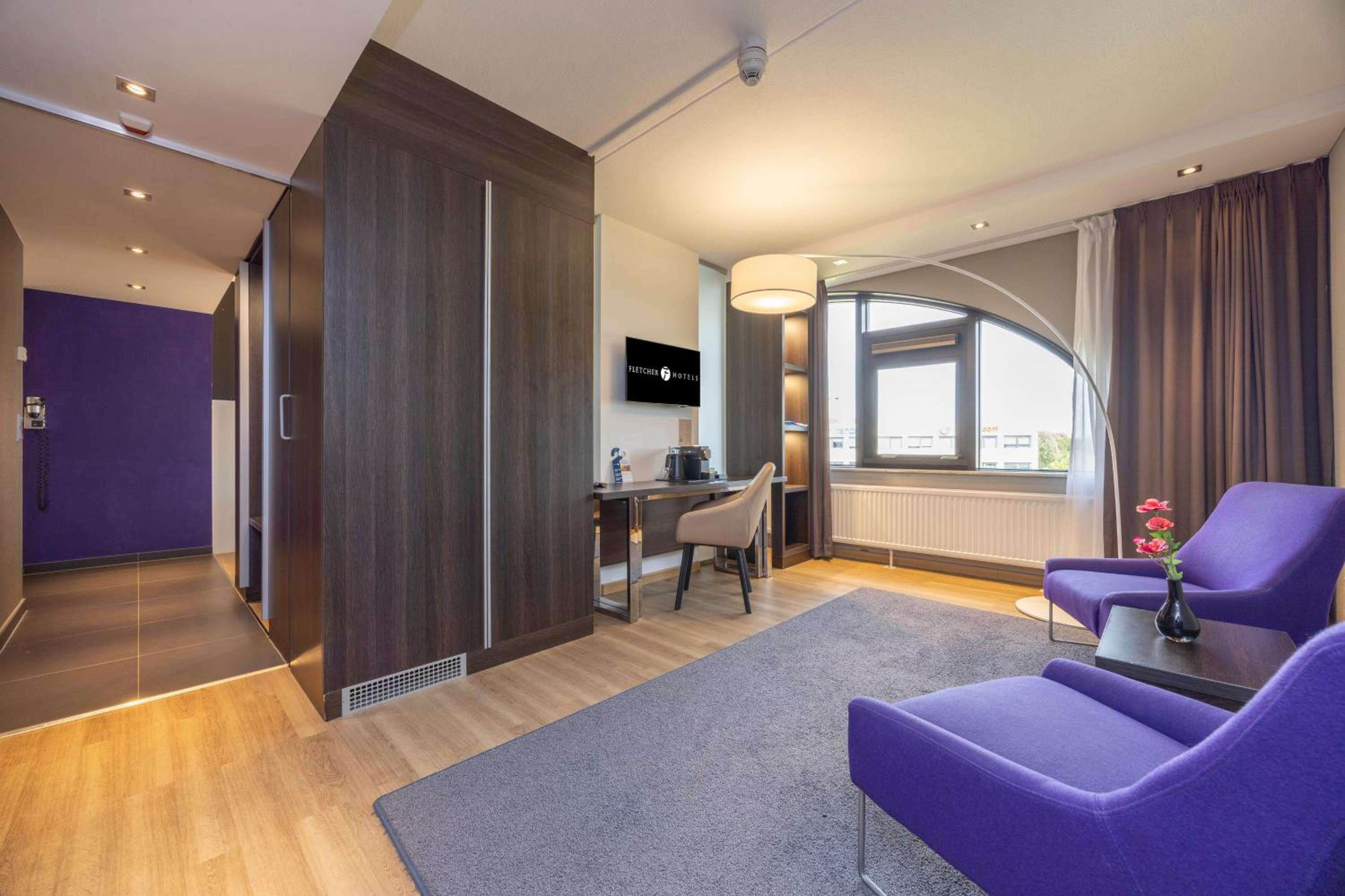 Suite - Photo 3