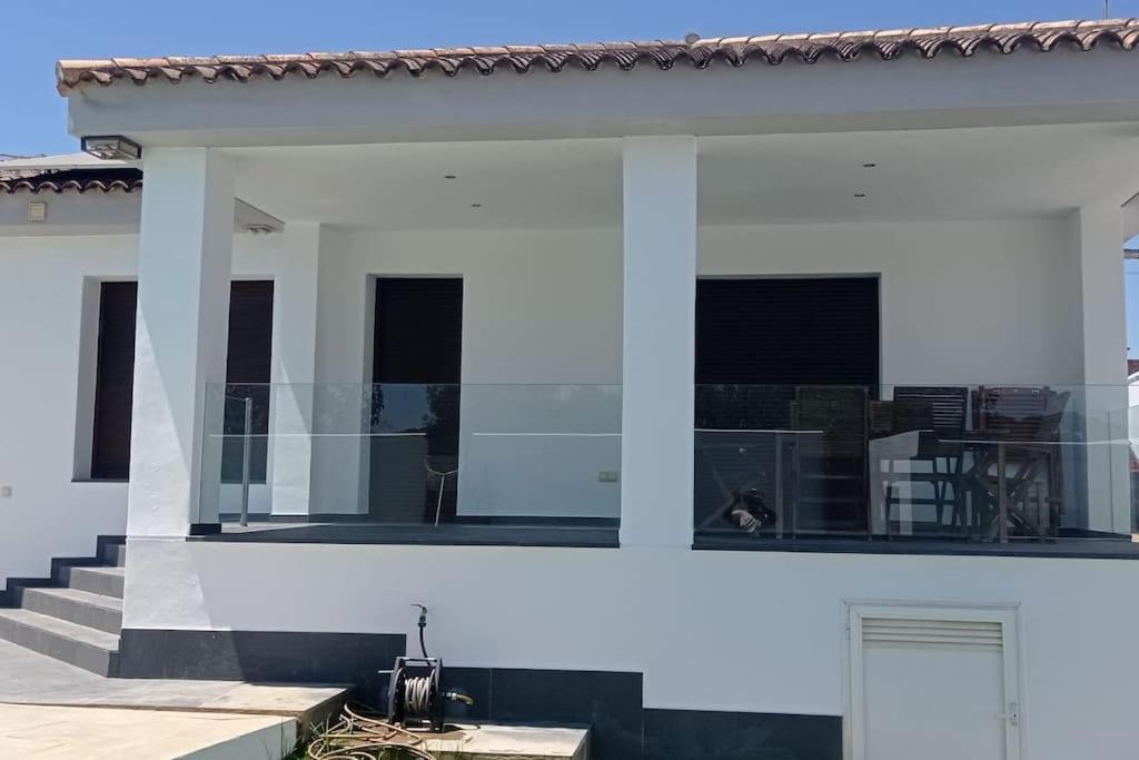 Two-Bedroom House photo 2
