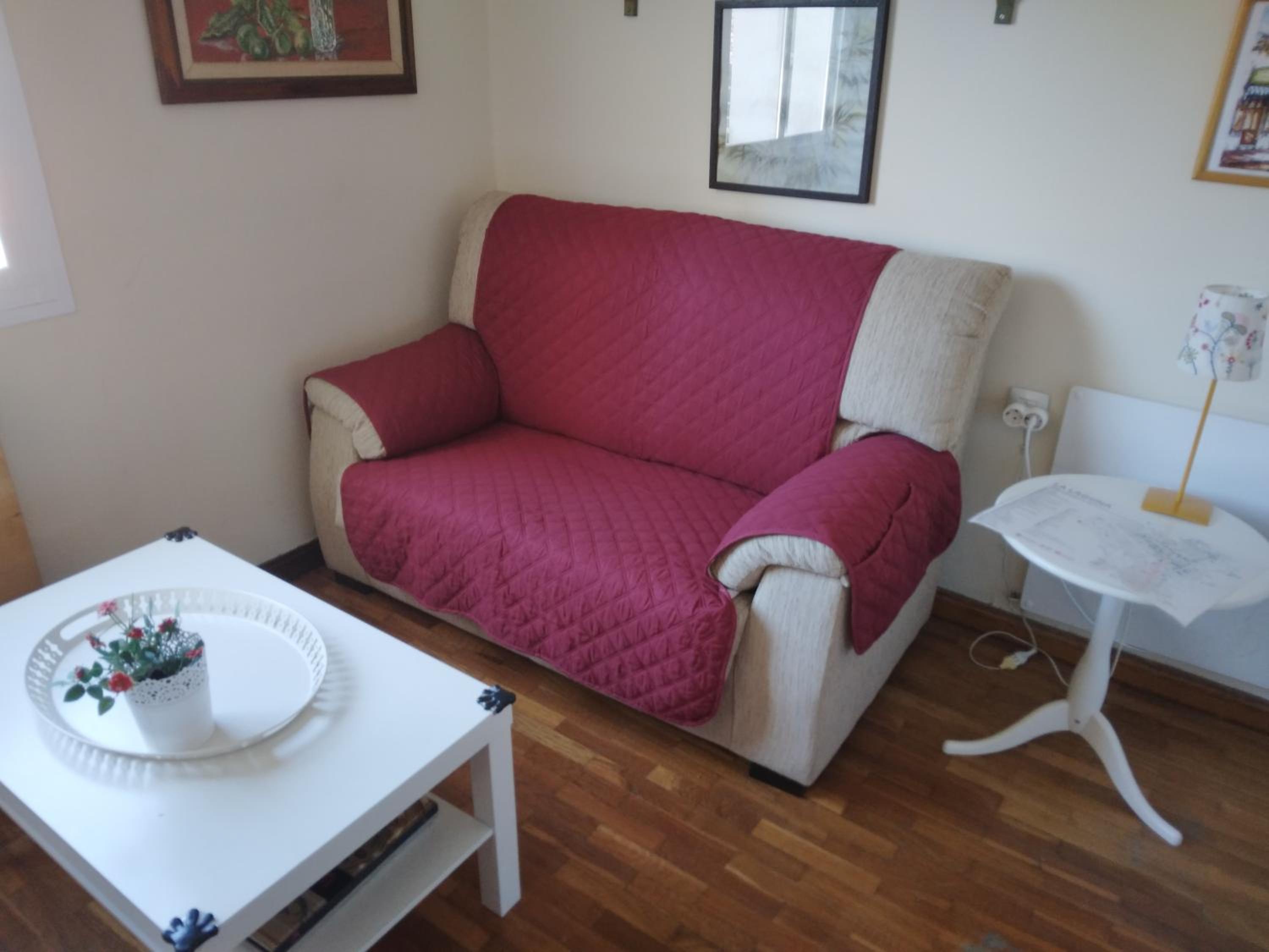 One-Bedroom Apartment photo 3