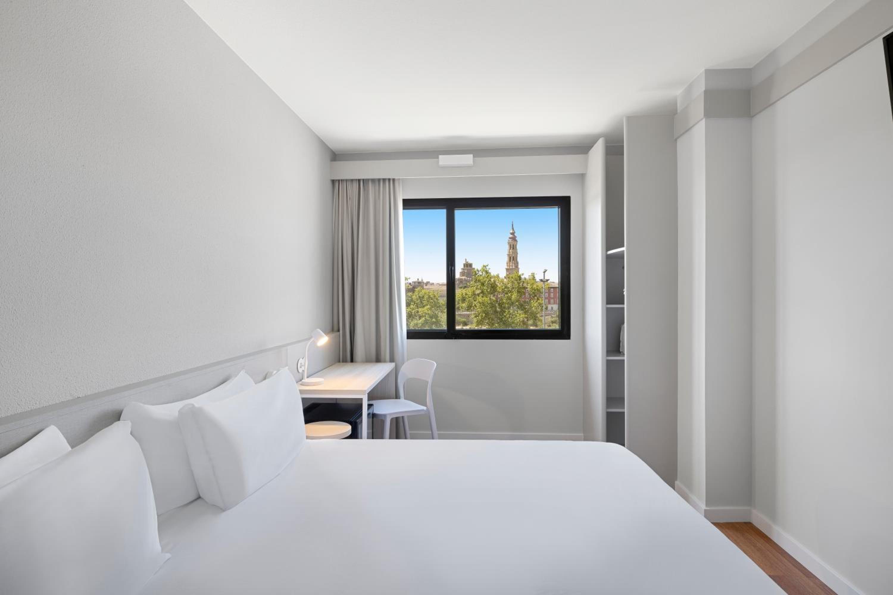 Deluxe Double Room with Castle View - Photo 1
