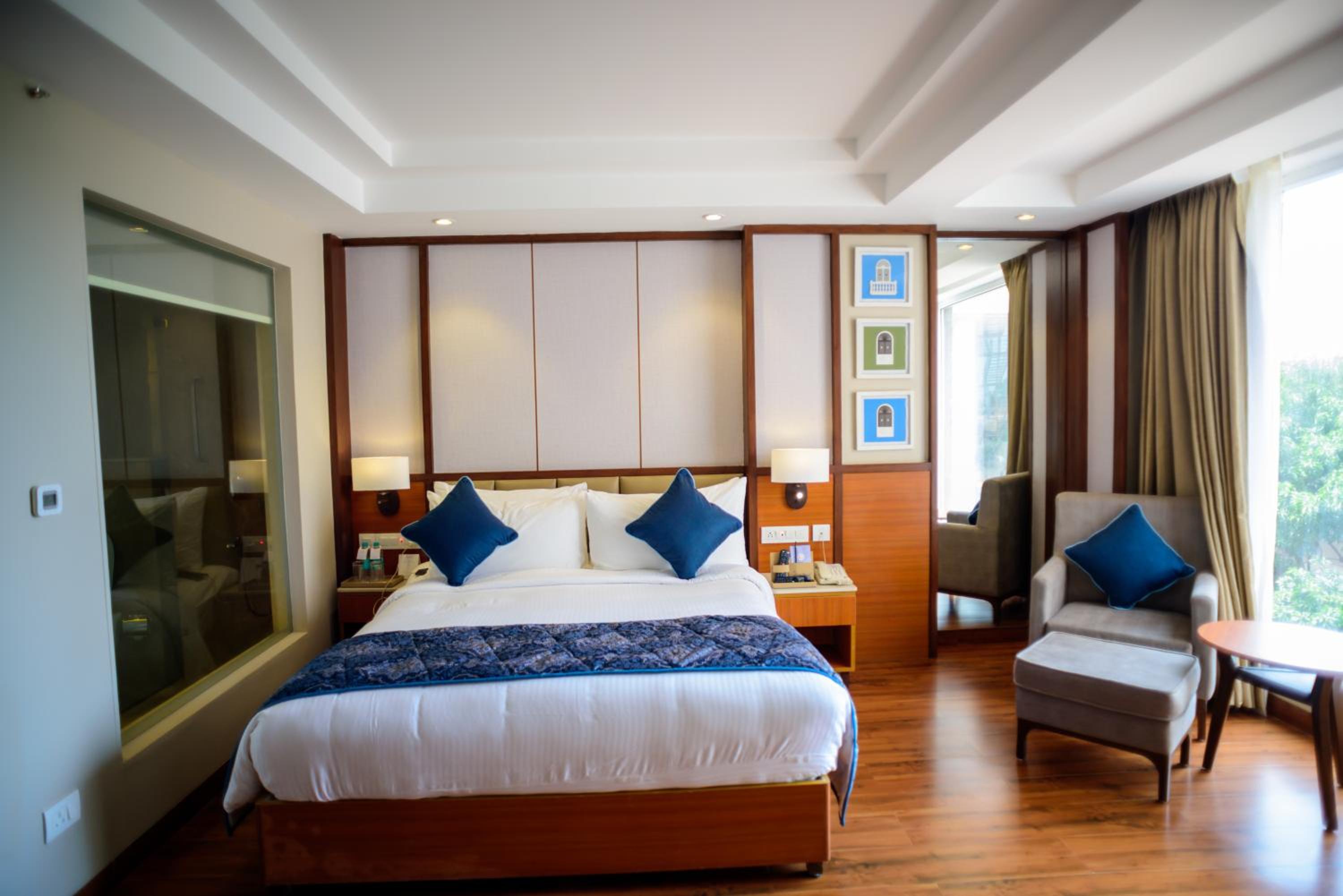 Premium King with with 1+1 complimentary beverages between 18:00–20:00 Hrs.  - Photo 3