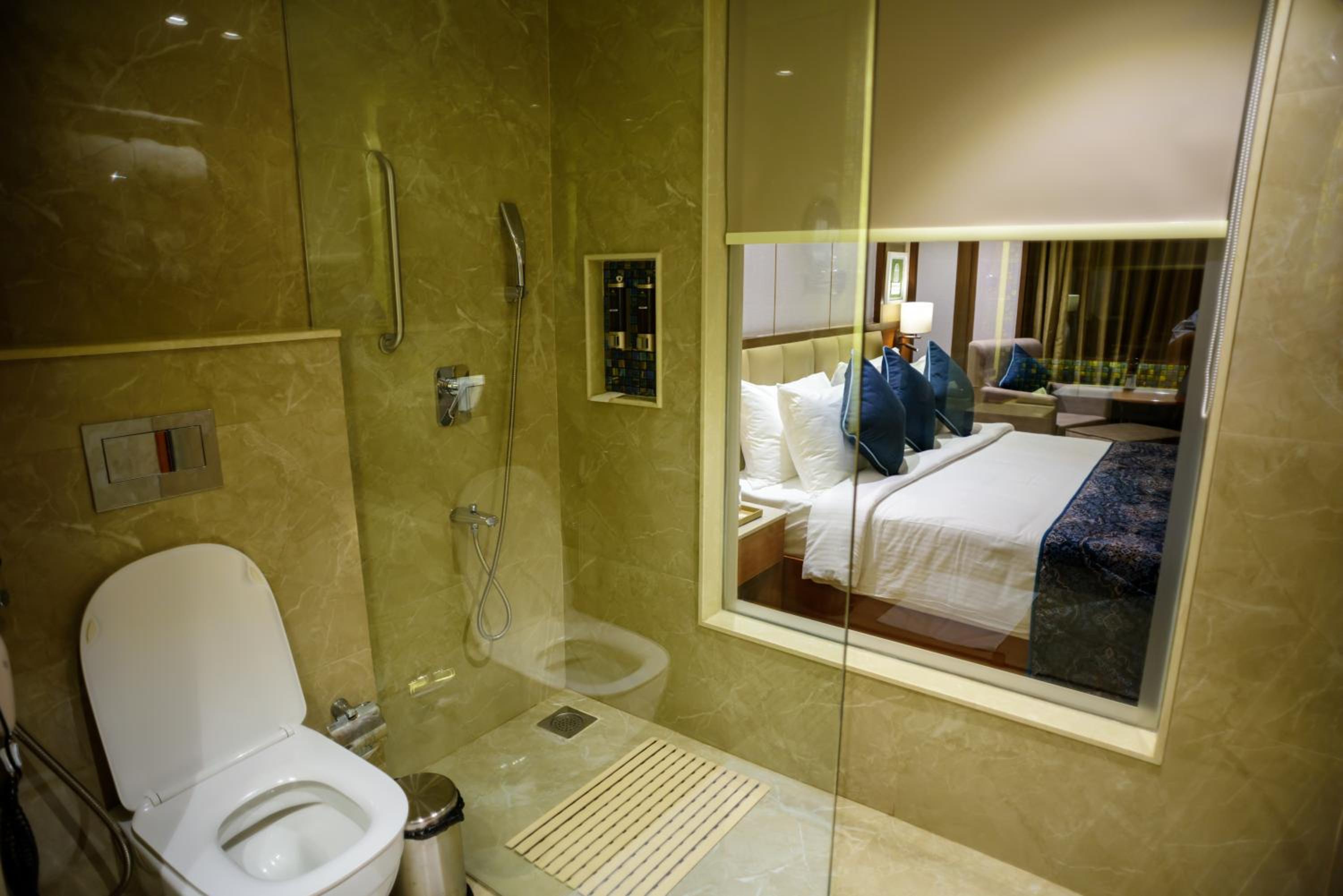 Premium King with with 1+1 complimentary beverages between 18:00–20:00 Hrs.  - Photo 20