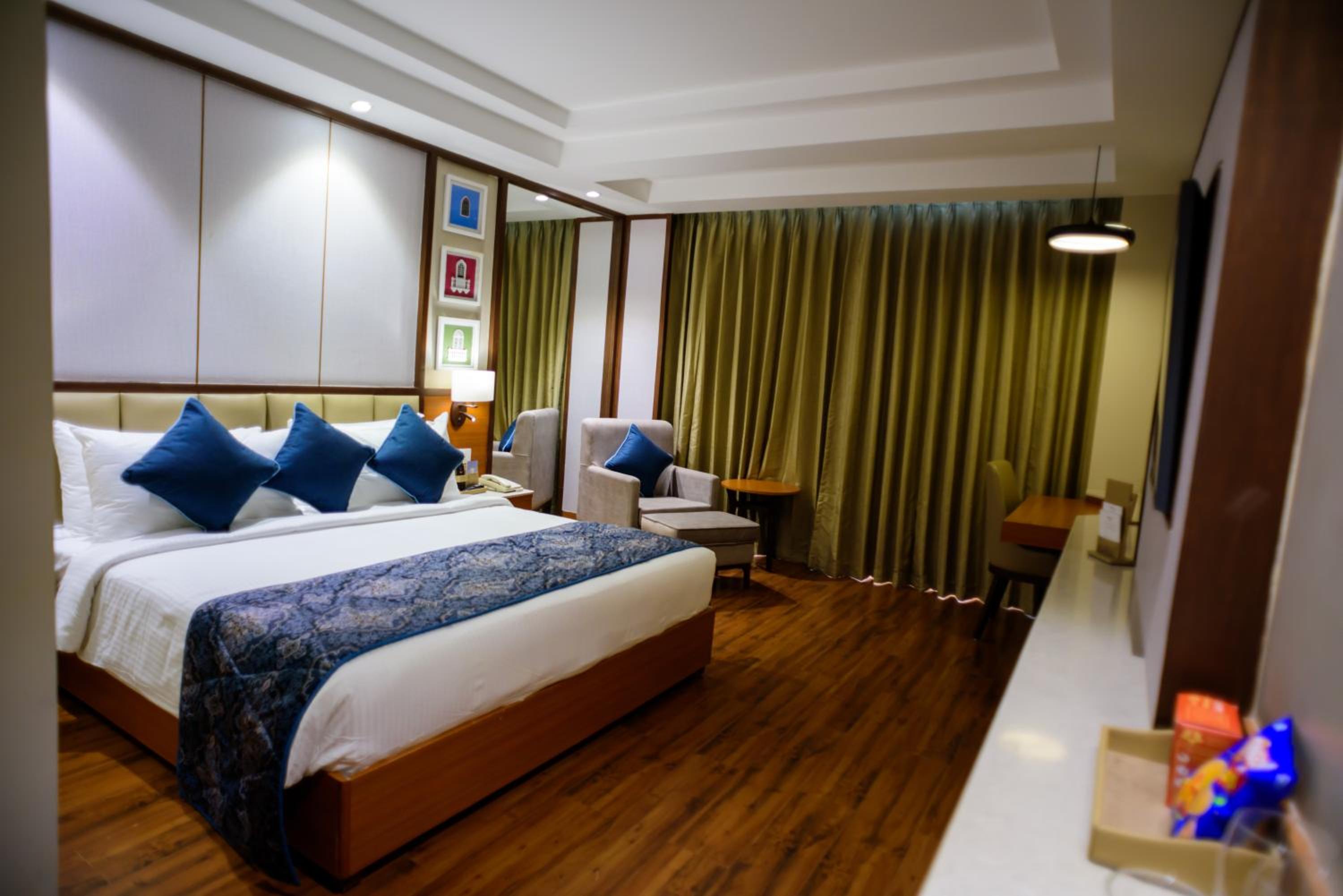 Premium King with with 1+1 complimentary beverages between 18:00–20:00 Hrs.  - Photo 19