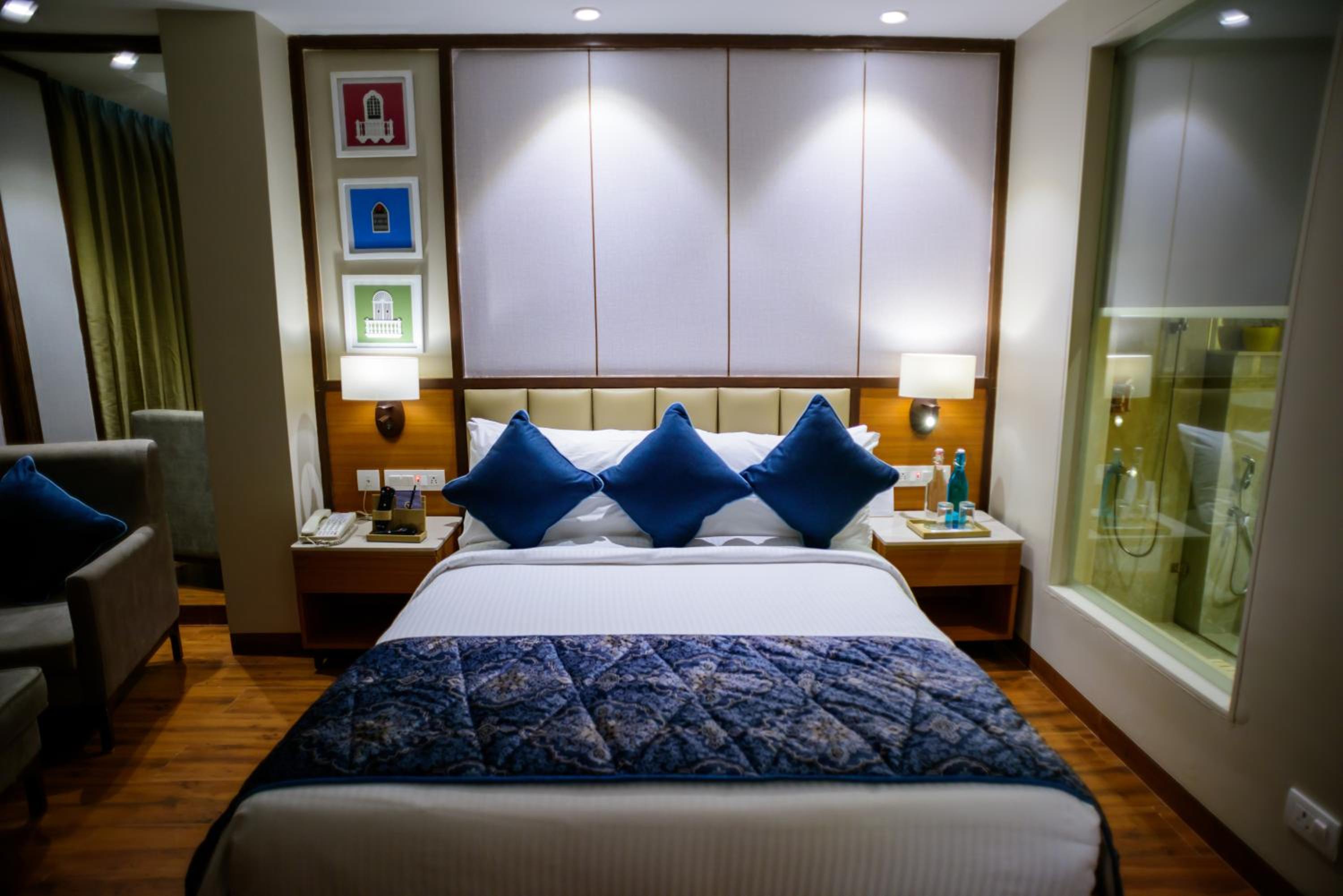 Premium King with with 1+1 complimentary beverages between 18:00–20:00 Hrs.  - Photo 17