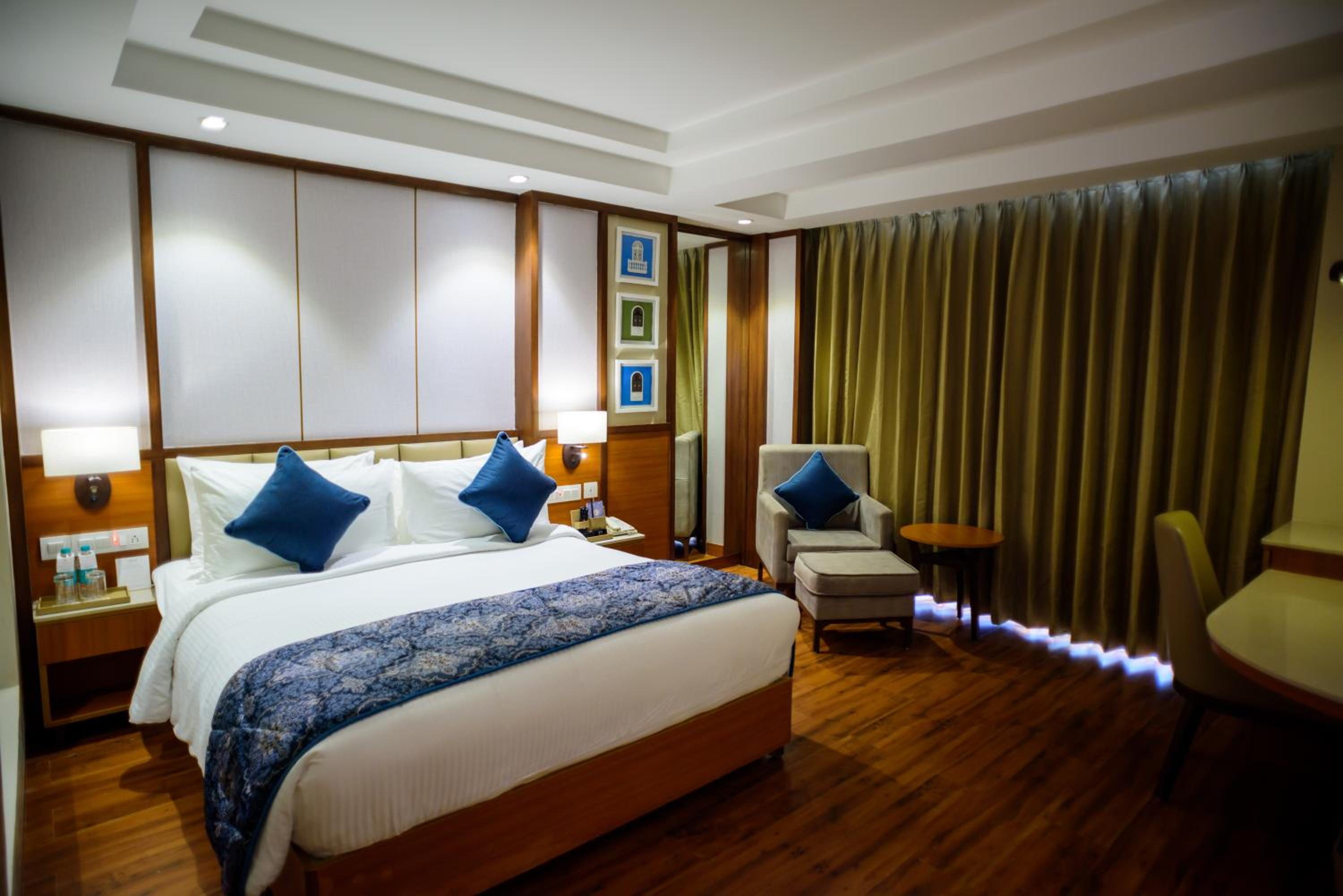 Premium King with with 1+1 complimentary beverages between 18:00–20:00 Hrs.  - Photo 9