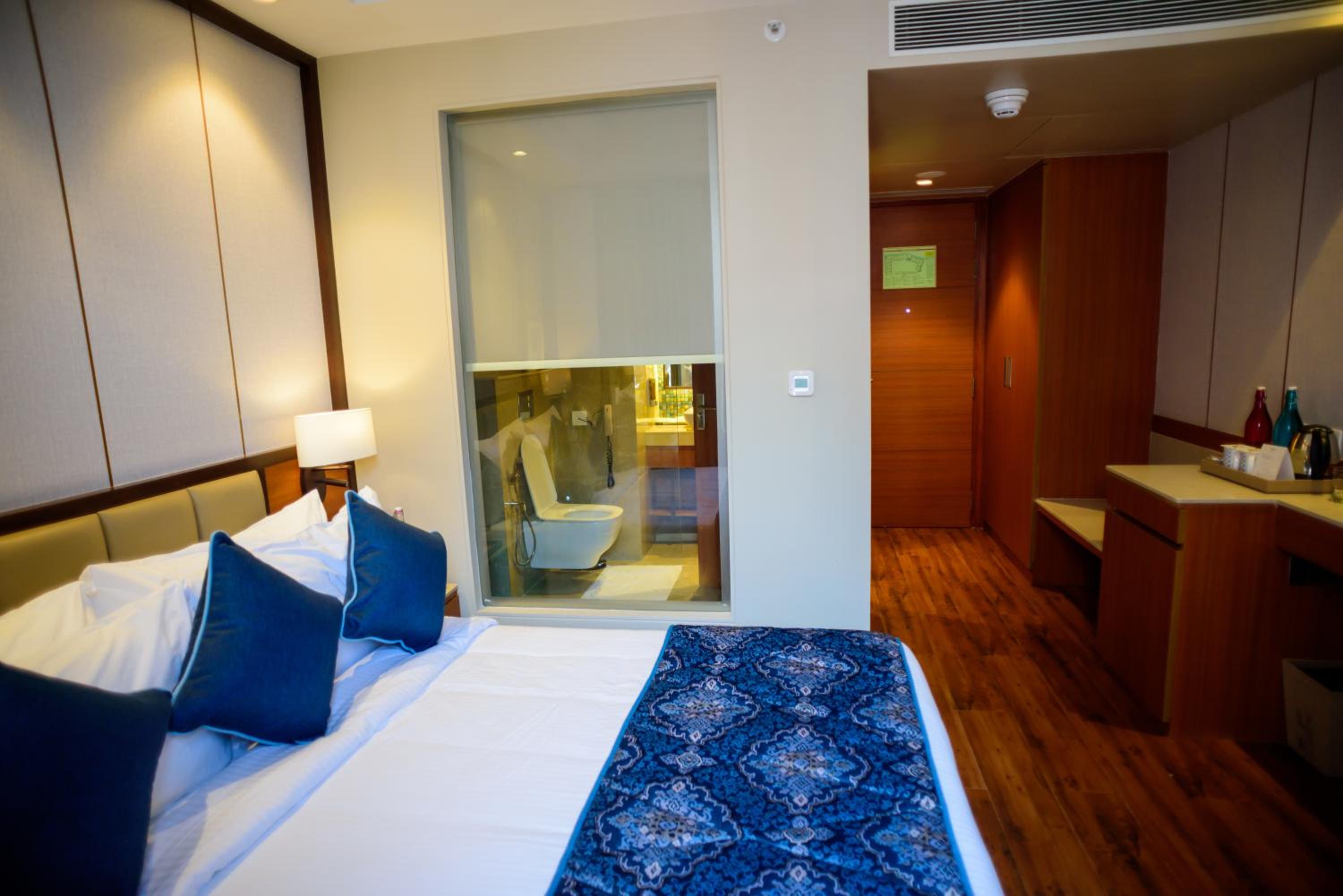 Deluxe Room - Photo 1