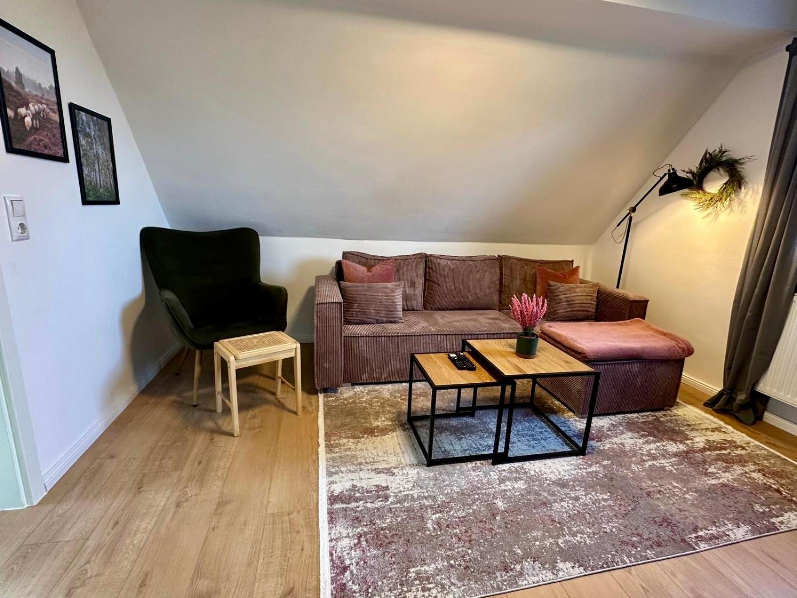 One-Bedroom Apartment photo 2