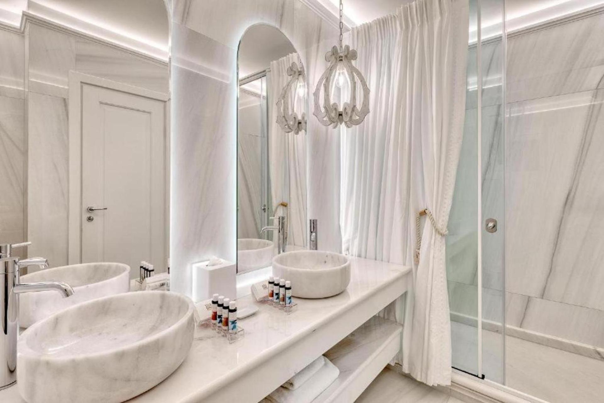 Premium Aegean Room with Partial Sea View - Photo 10