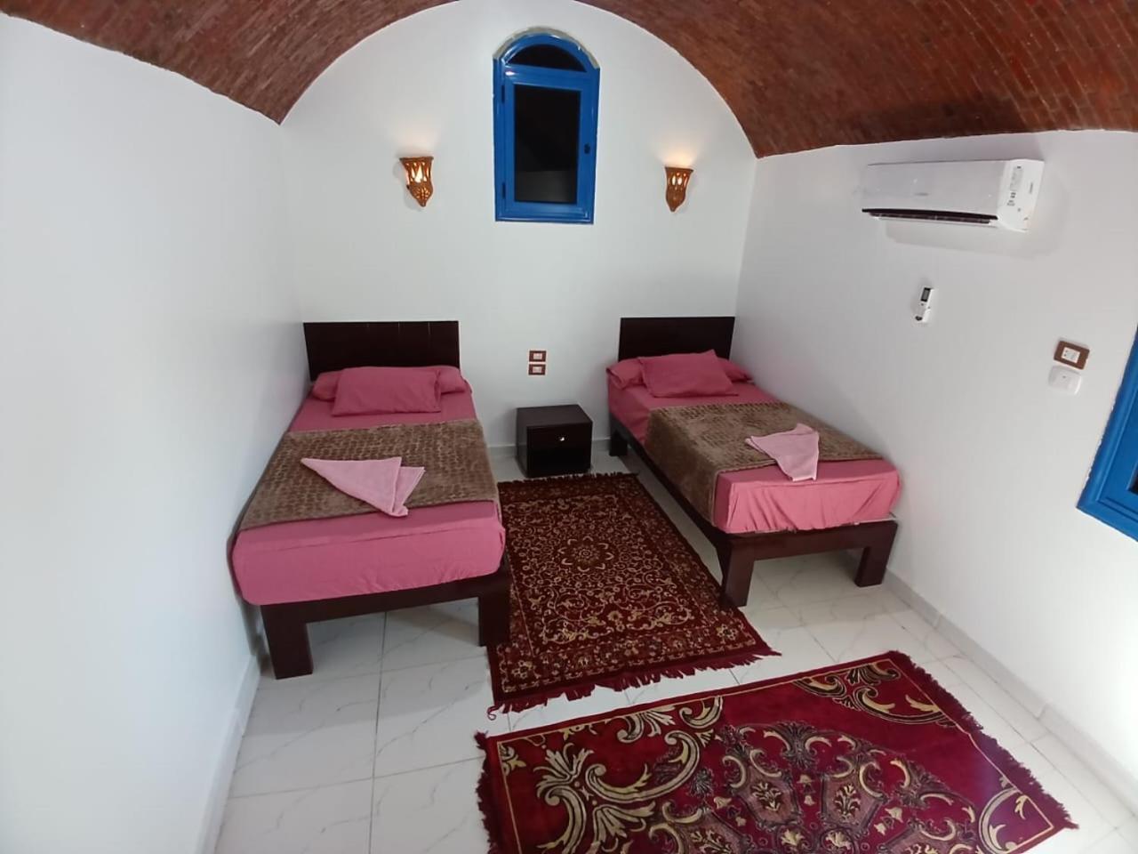 Budget Double Room photo 2