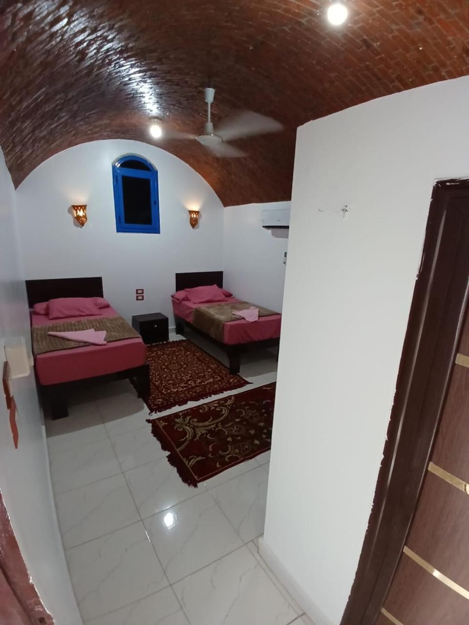 Budget Double Room photo 3